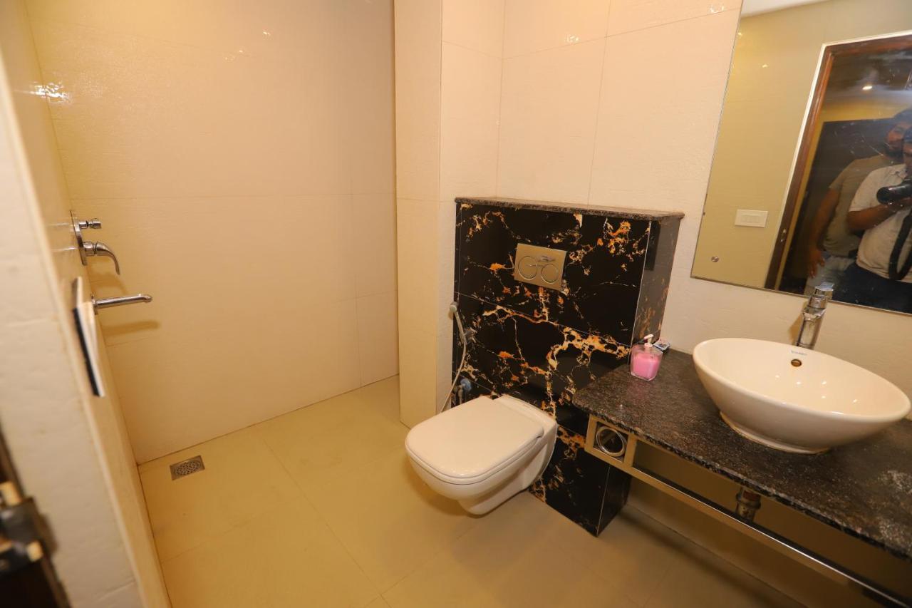Hotel Mayur Assam - New Delhi Railway Station New Delhi