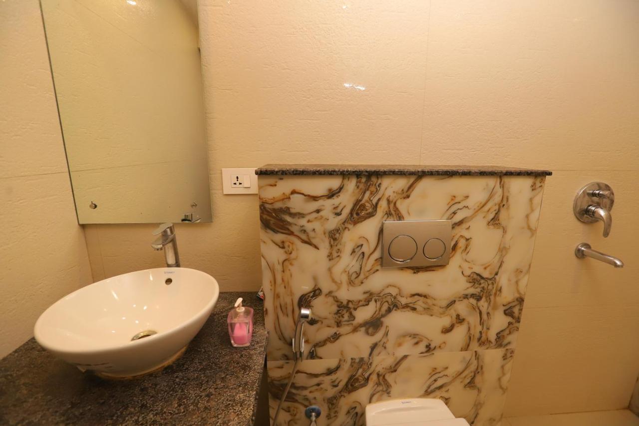 Hotel Mayur Assam - New Delhi Railway Station