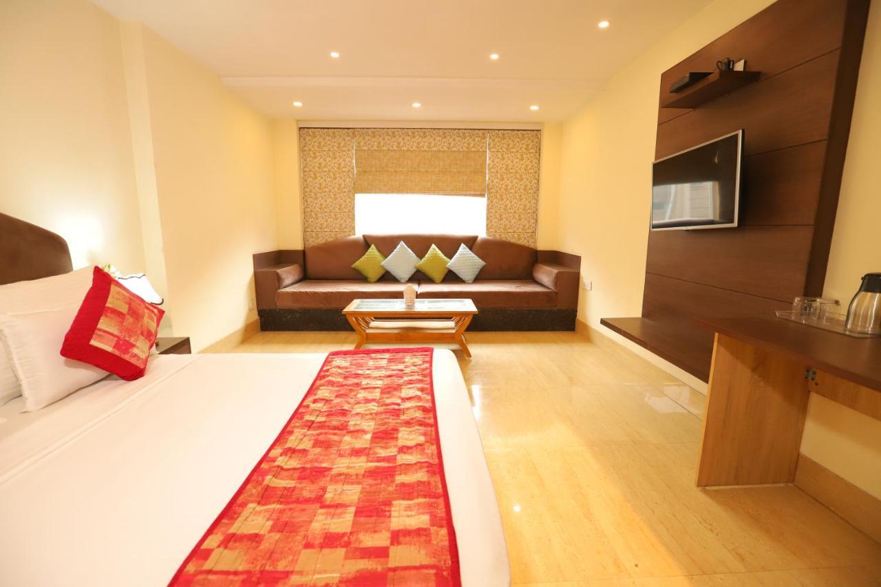 Hotel Hotel Mayur Assam - New Delhi Railway Station Nova Deli