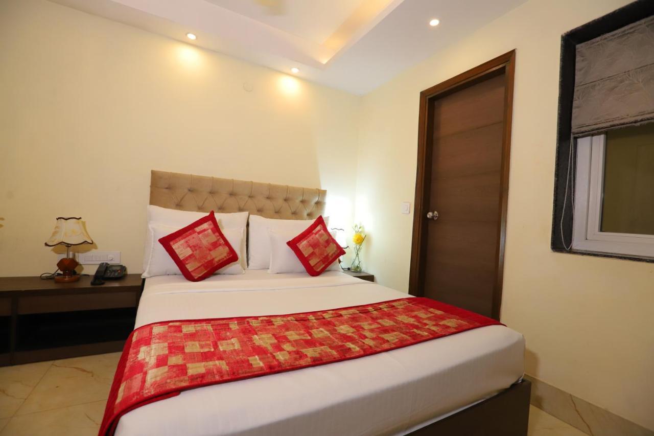 Hotel Hotel Mayur Assam - New Delhi Railway Station Nova Deli
