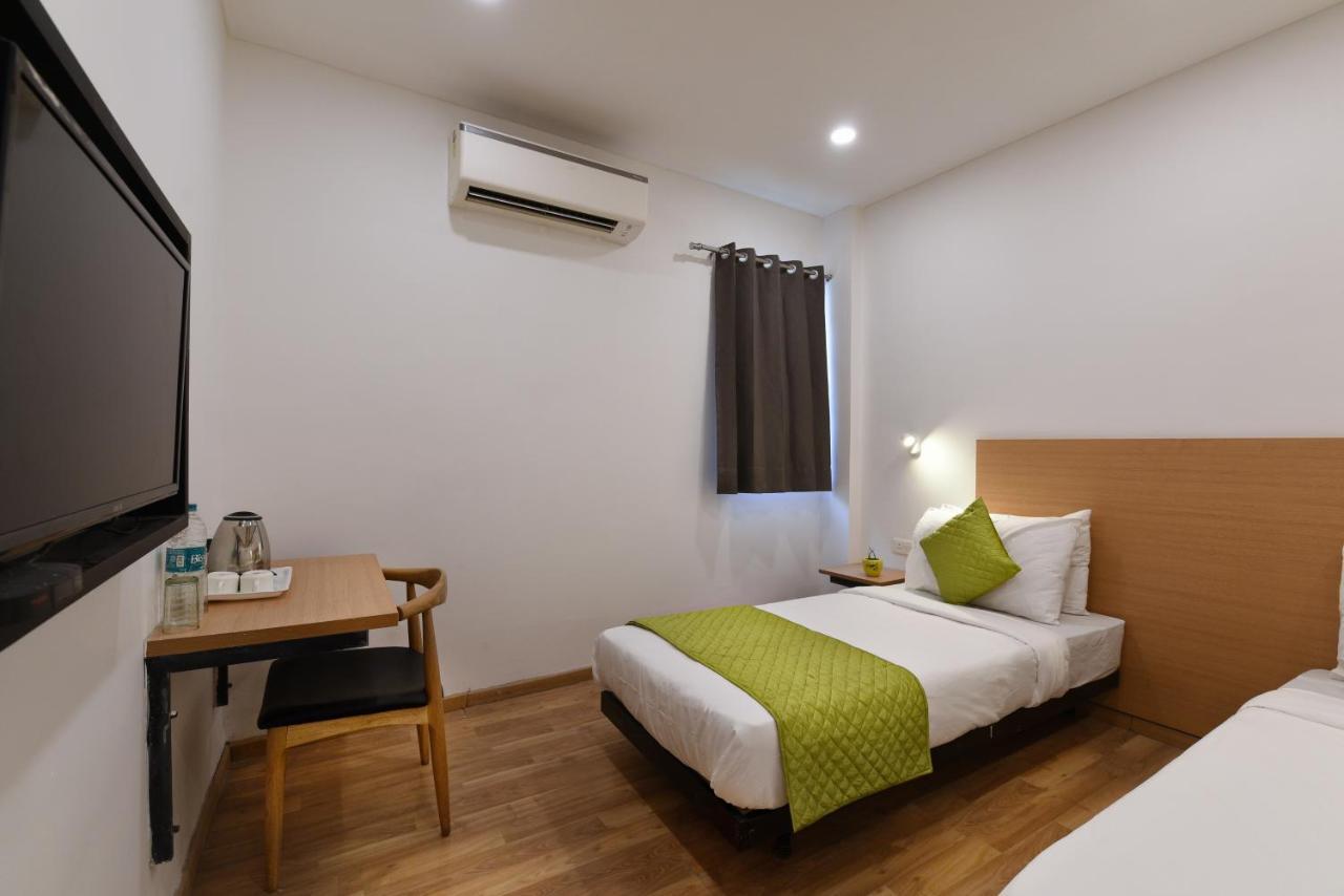 Hotel Saffron Gold 3*