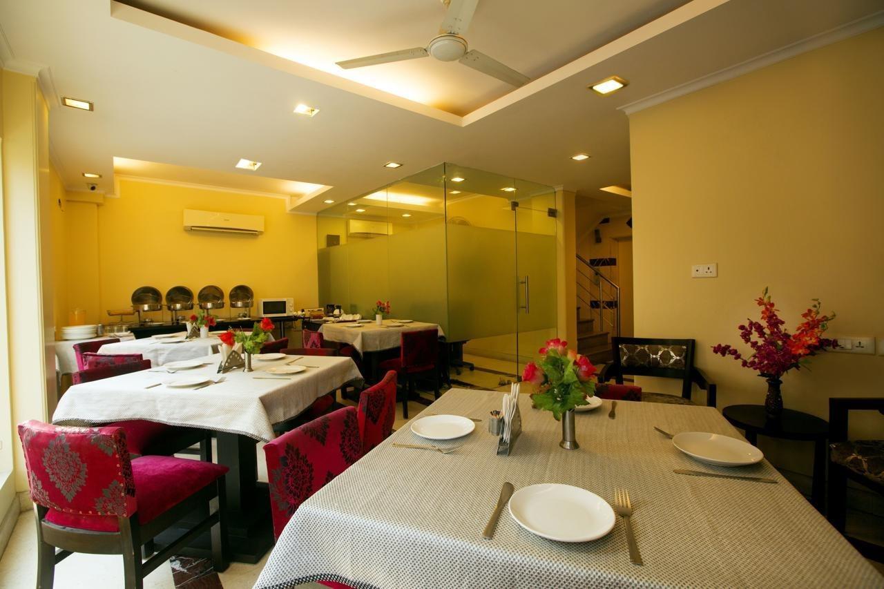 The Pearl- A Royal Residency Hotel 3*