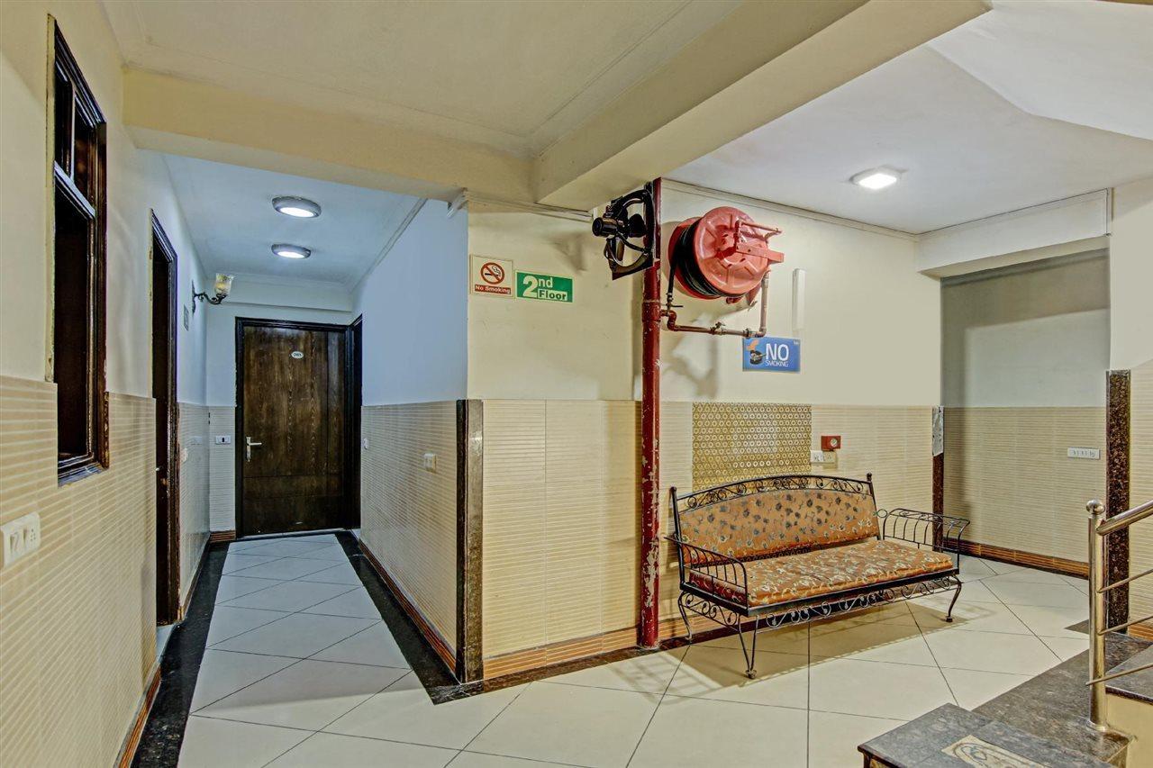 Hotel Fabexpress Le Grand