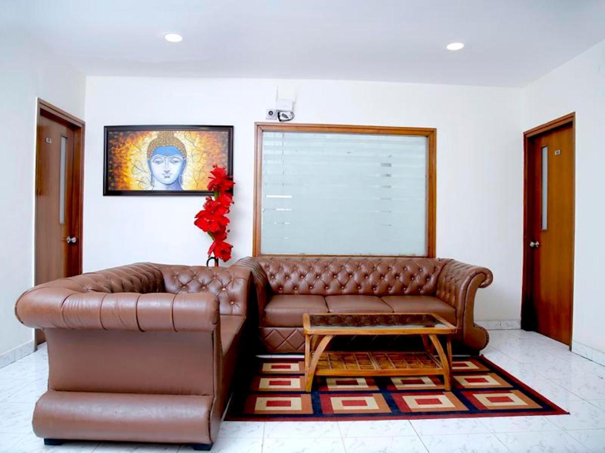 Guest house Maplewood Guest House, Neeti Bagh, New Delhiit Is A Boutiqu