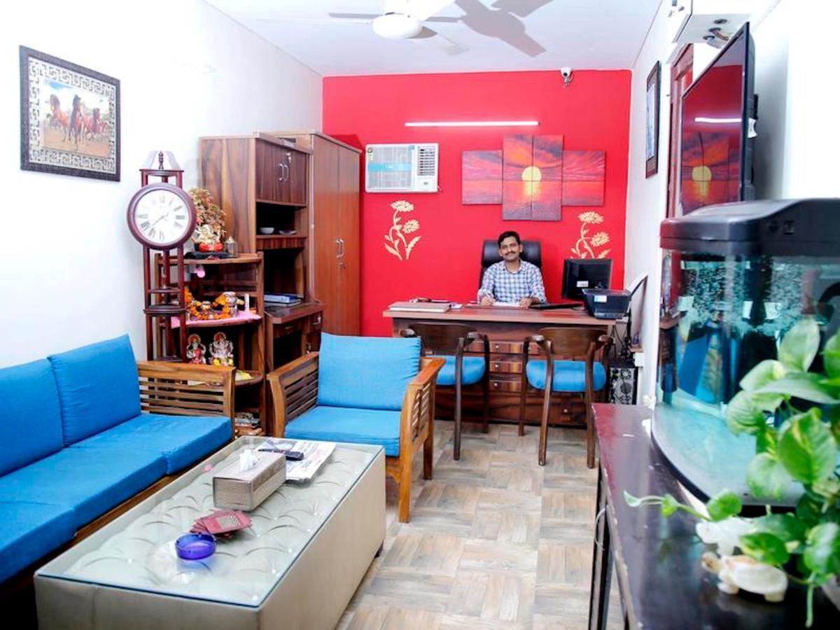 Guest house Maplewood Guest House, Neeti Bagh, New Delhiit Is A Boutiqu