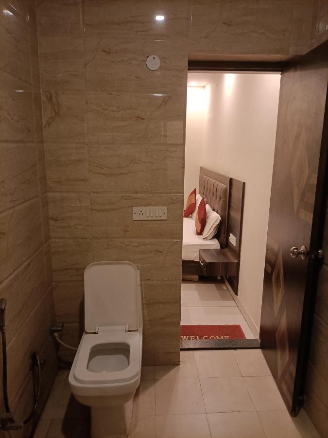 Aerotech Near Igi Airport Hotel