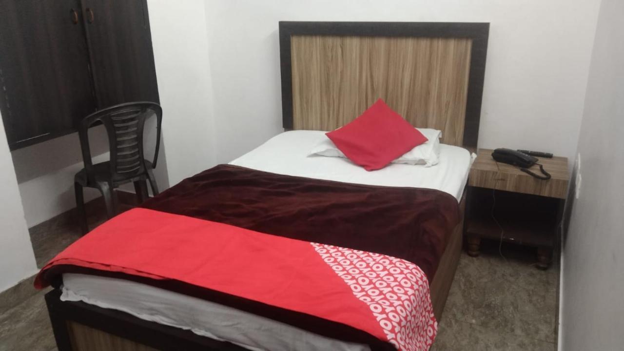 Kerala - Near Nizamuddin Railway Station Guest house New Delhi