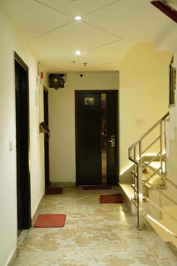 Hotel Anand Empire Near Railway Station Nova Deli