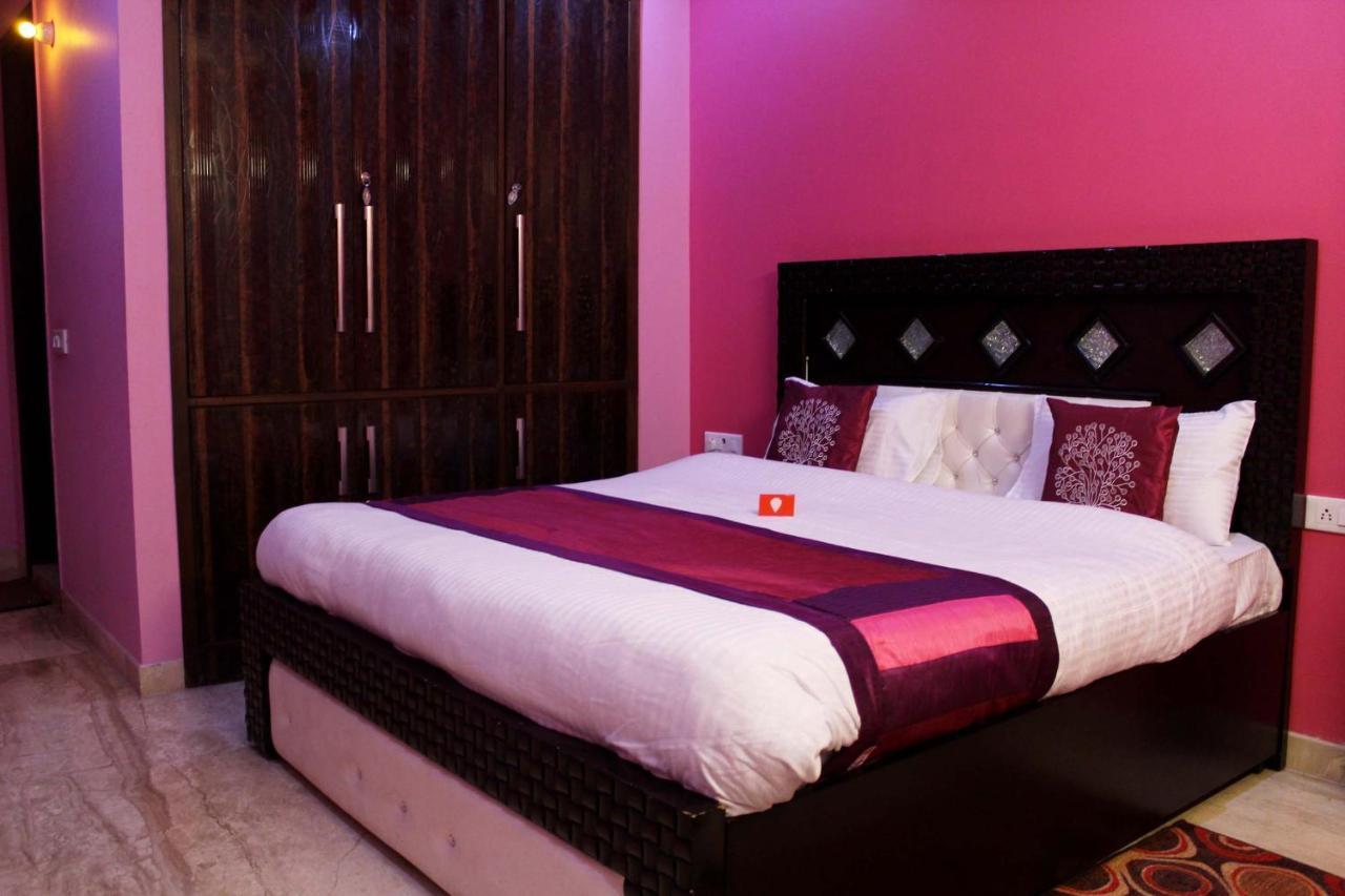 Oyo Prachi Near Gtb Nagar Metro Station 3*