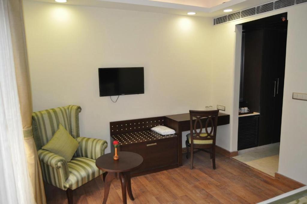 Hotel The Grand Orion - Greater Kailash