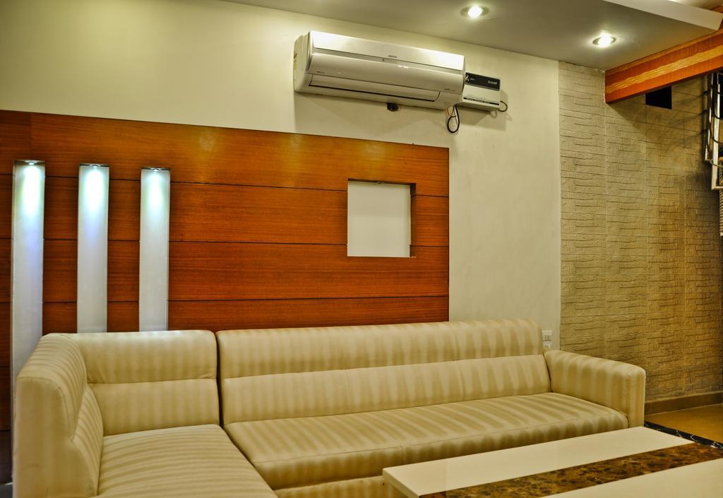 Vanson - Near Connaught Place New Delhi