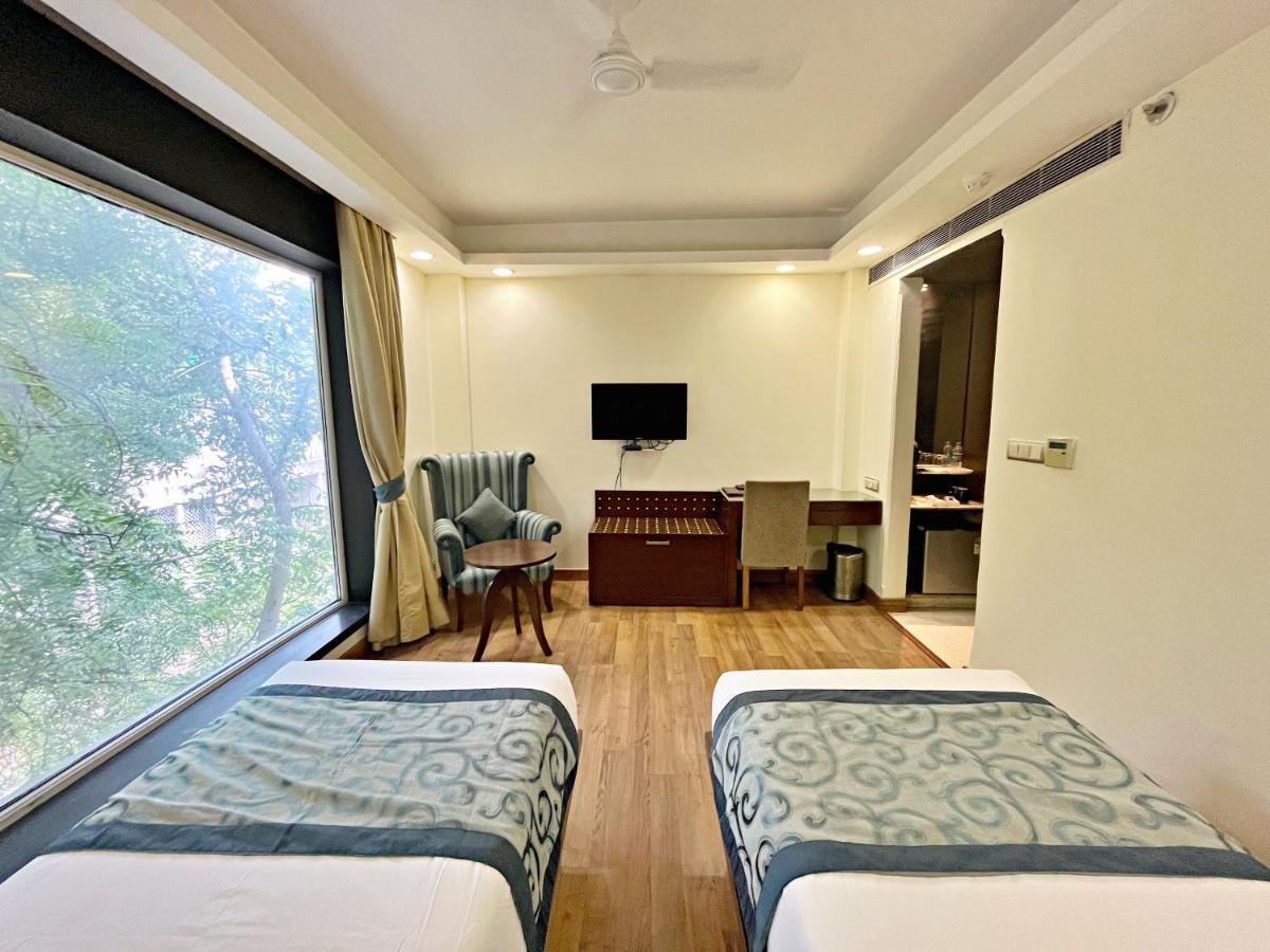 The Grand Orion - Kailash Colony New Delhi