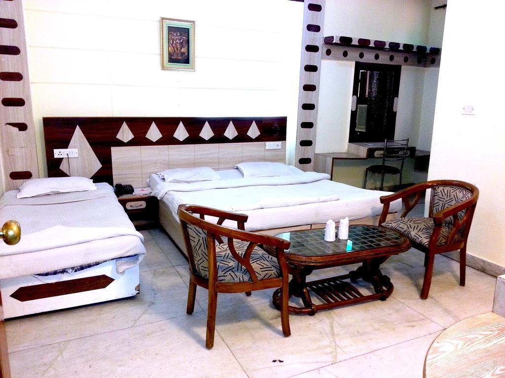 Hotel Baba Continental 3*