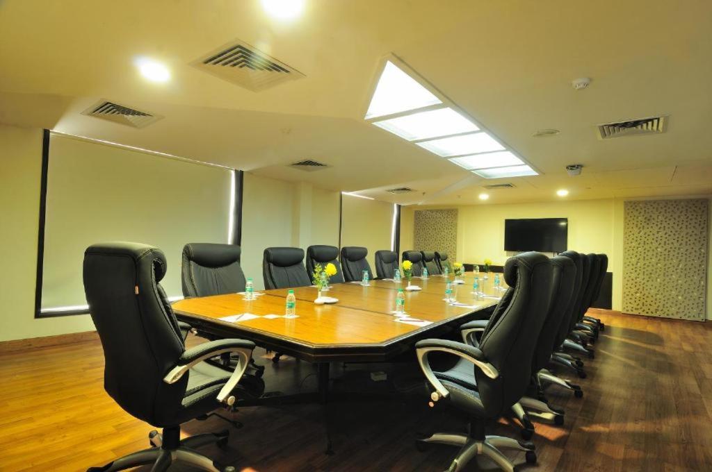 The Grand Orion - Greater Kailash Hotel 4*