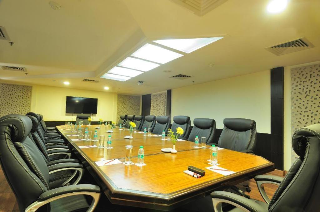 The Grand Orion - Greater Kailash Hotel