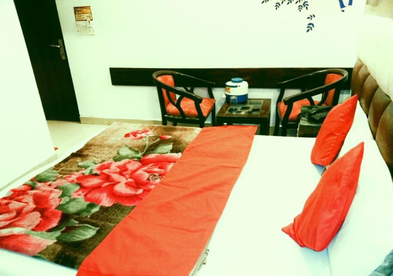 Hotel Ap Singh In Near Railway Station Nova Deli