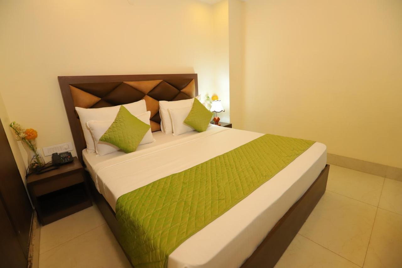 Hotel Hotel Mayur Assam - New Delhi Railway Station New Delhi