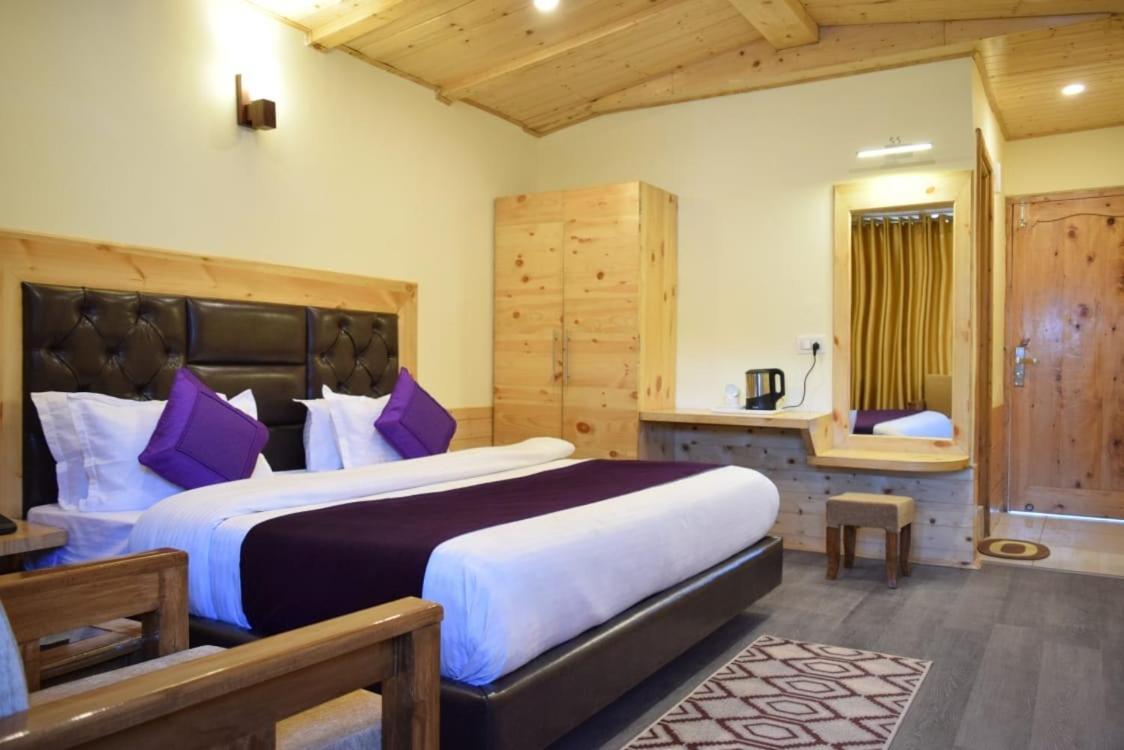 Suites Admiral Delhi Airport * New Delhi