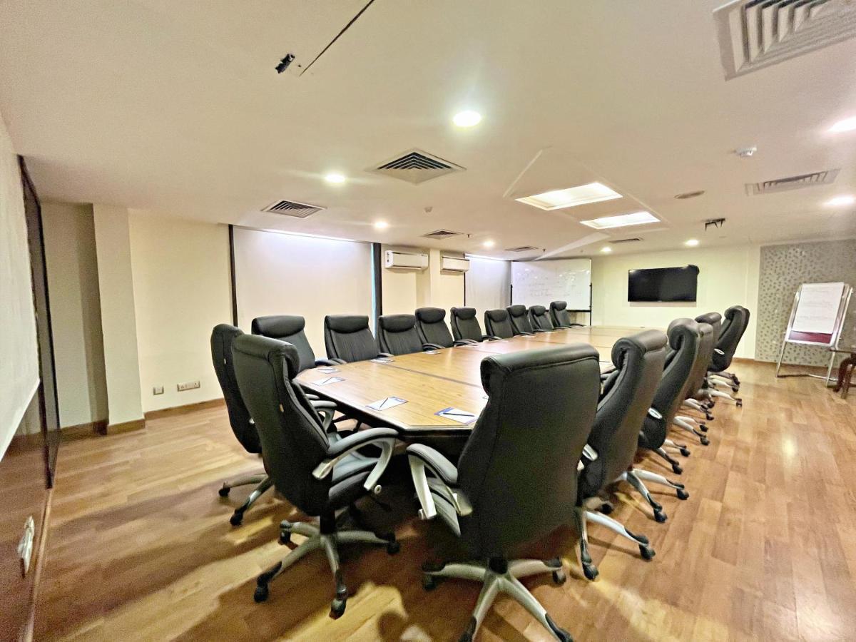 Hotel The Grand Orion - Greater Kailash Nova Deli