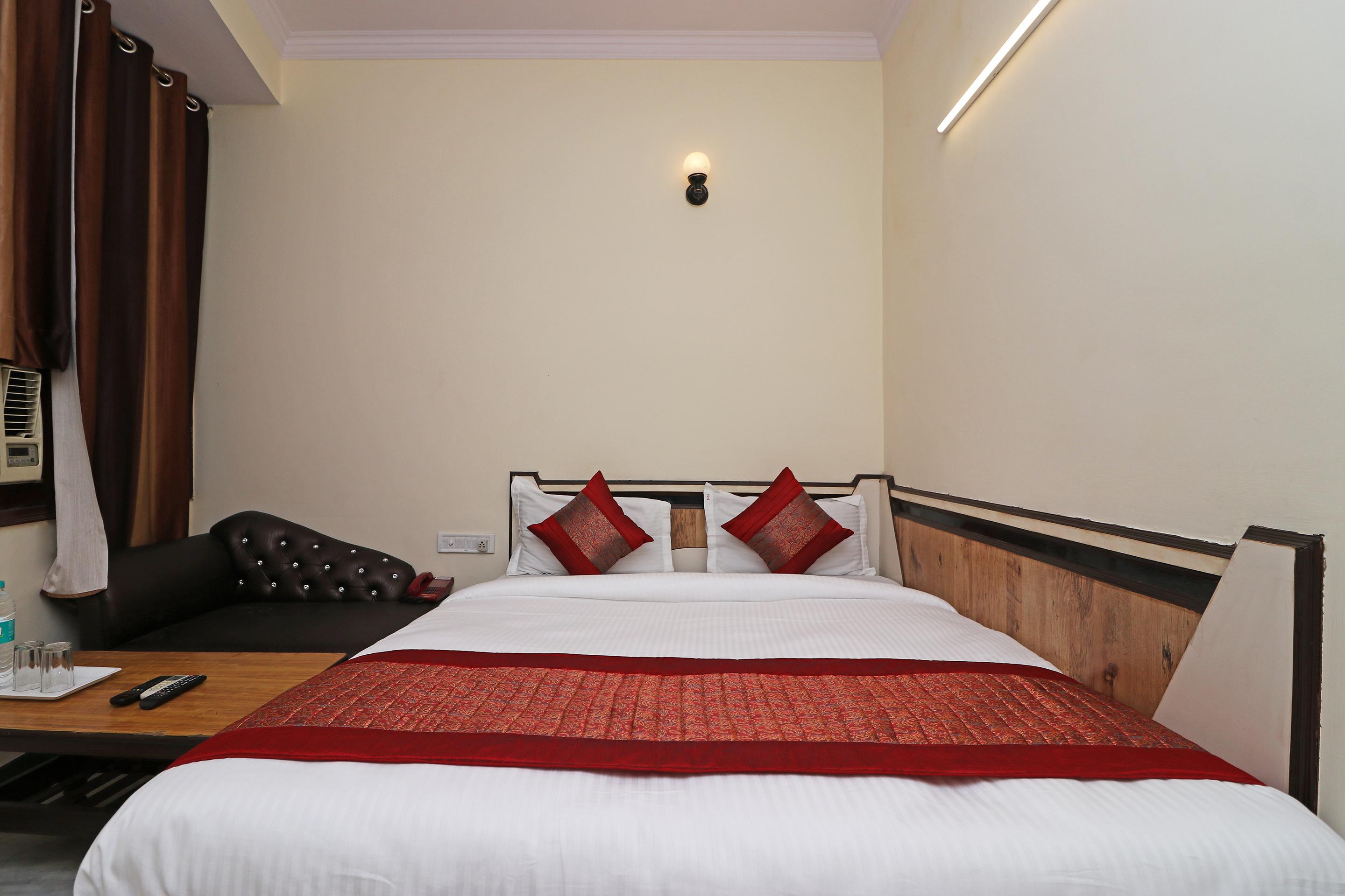 Hotel Adb Silver Shine New Delhi