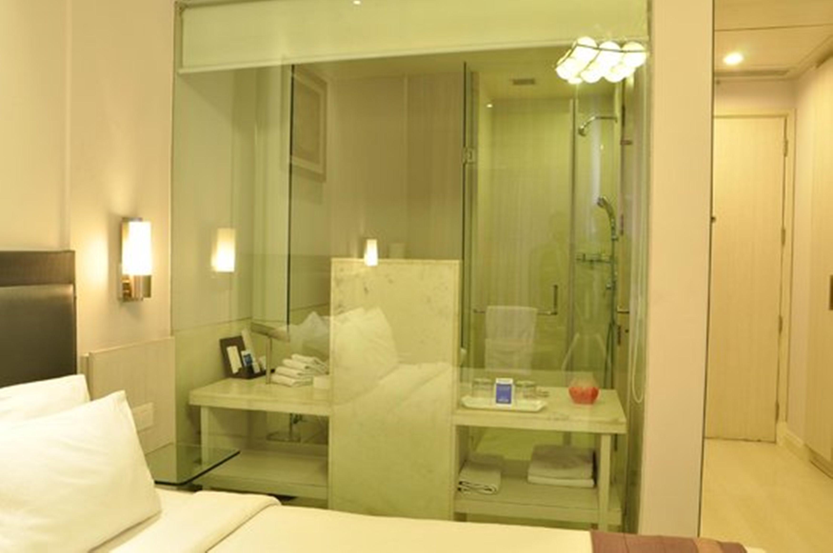 Sarovar Portico Naraina, Hotel New Delhi