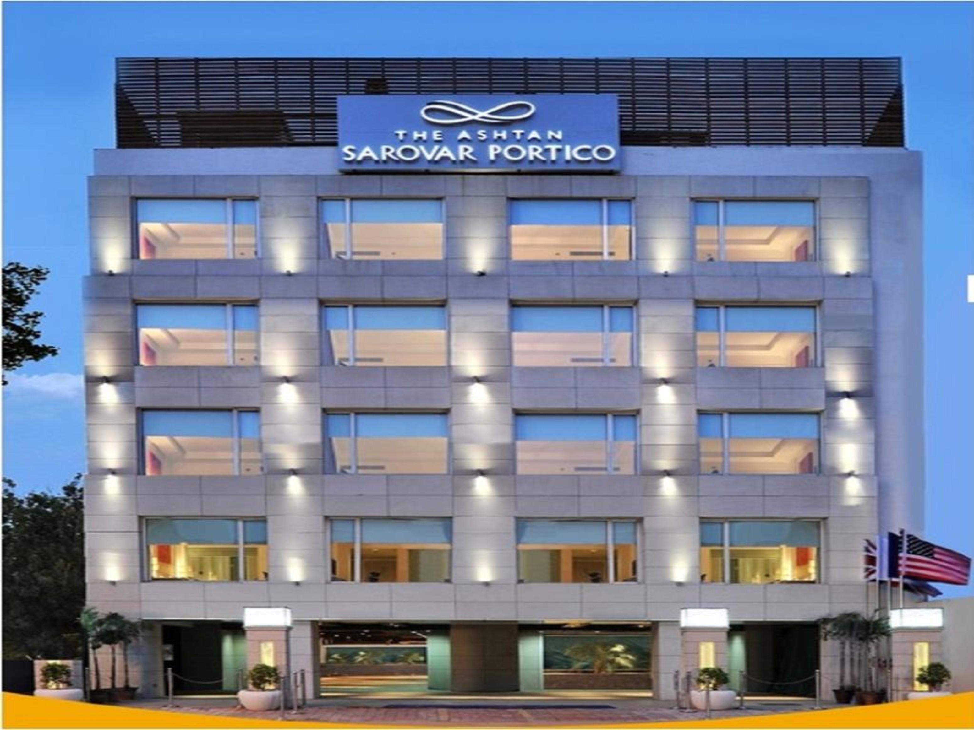 Hotel The Ashtan Sarovar Portico New Delhi