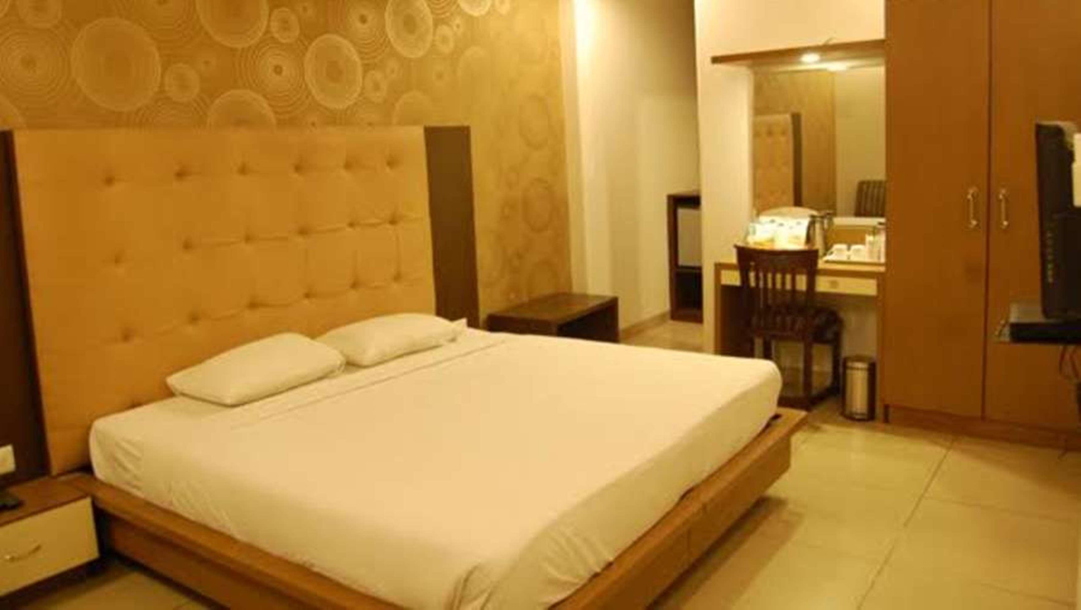 Surya International Hotel