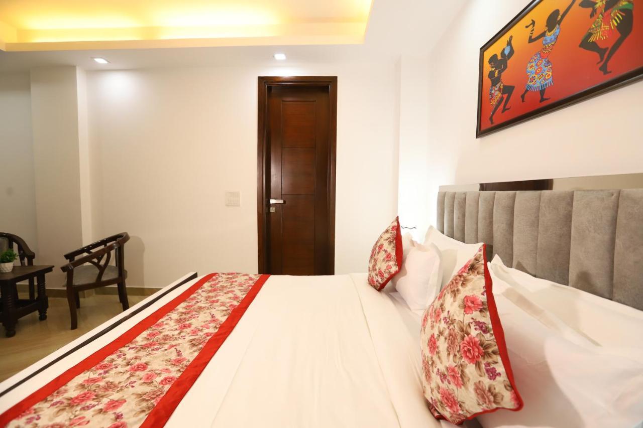 Nature View Park Metro Couple Friendly Hotel 3*