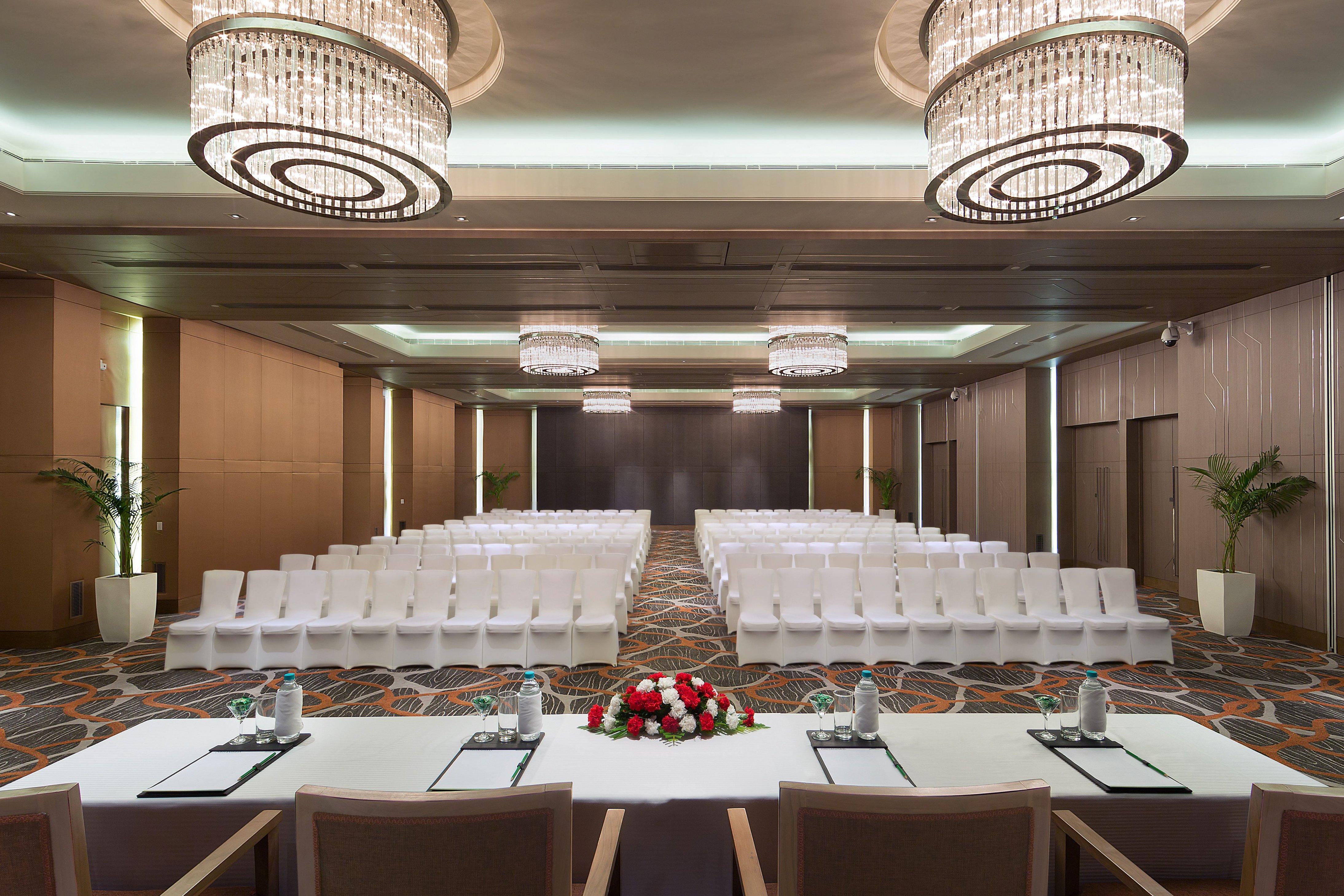 Hotel Aerocity By Ihg 5*