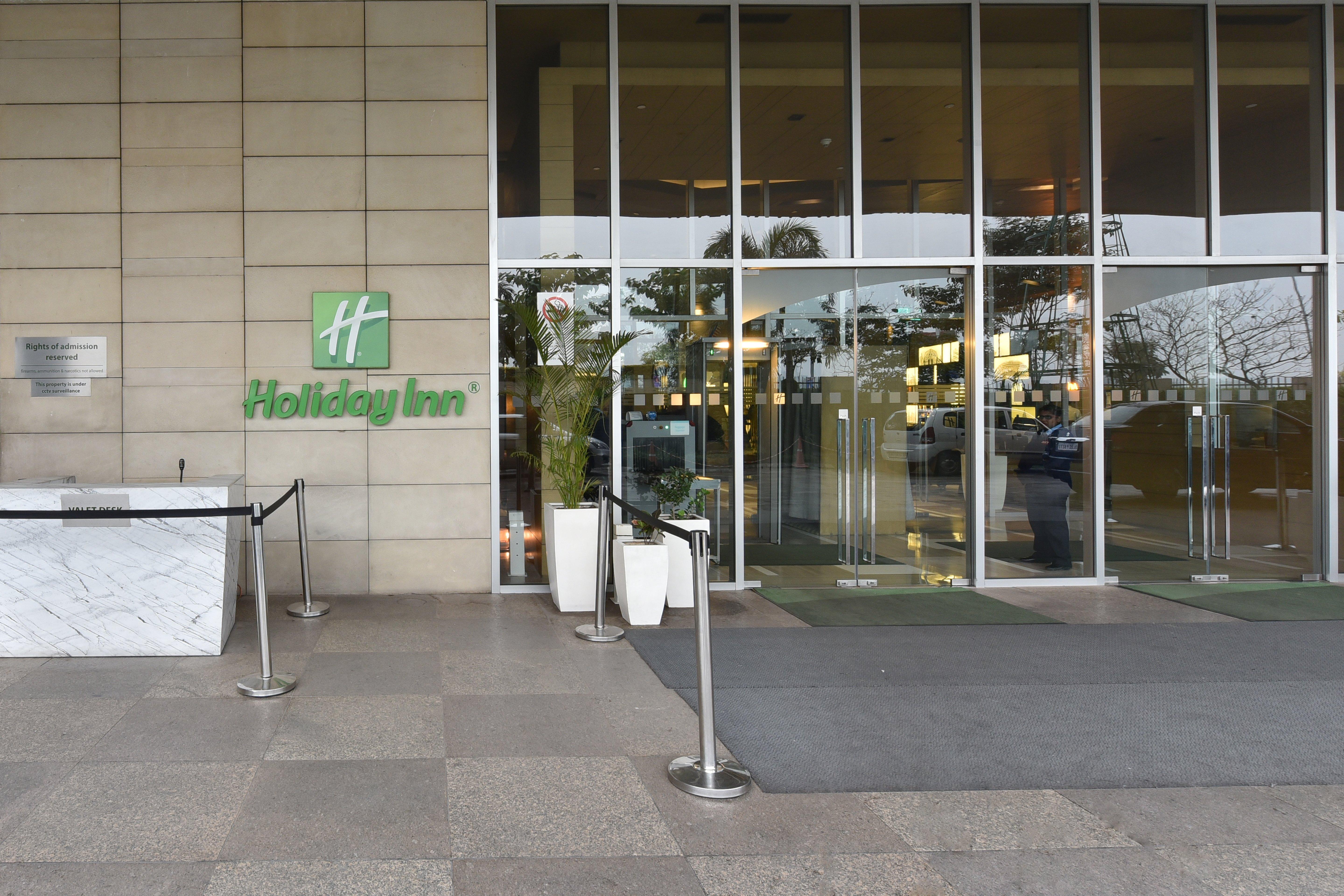 Hotel Aerocity By Ihg 5*