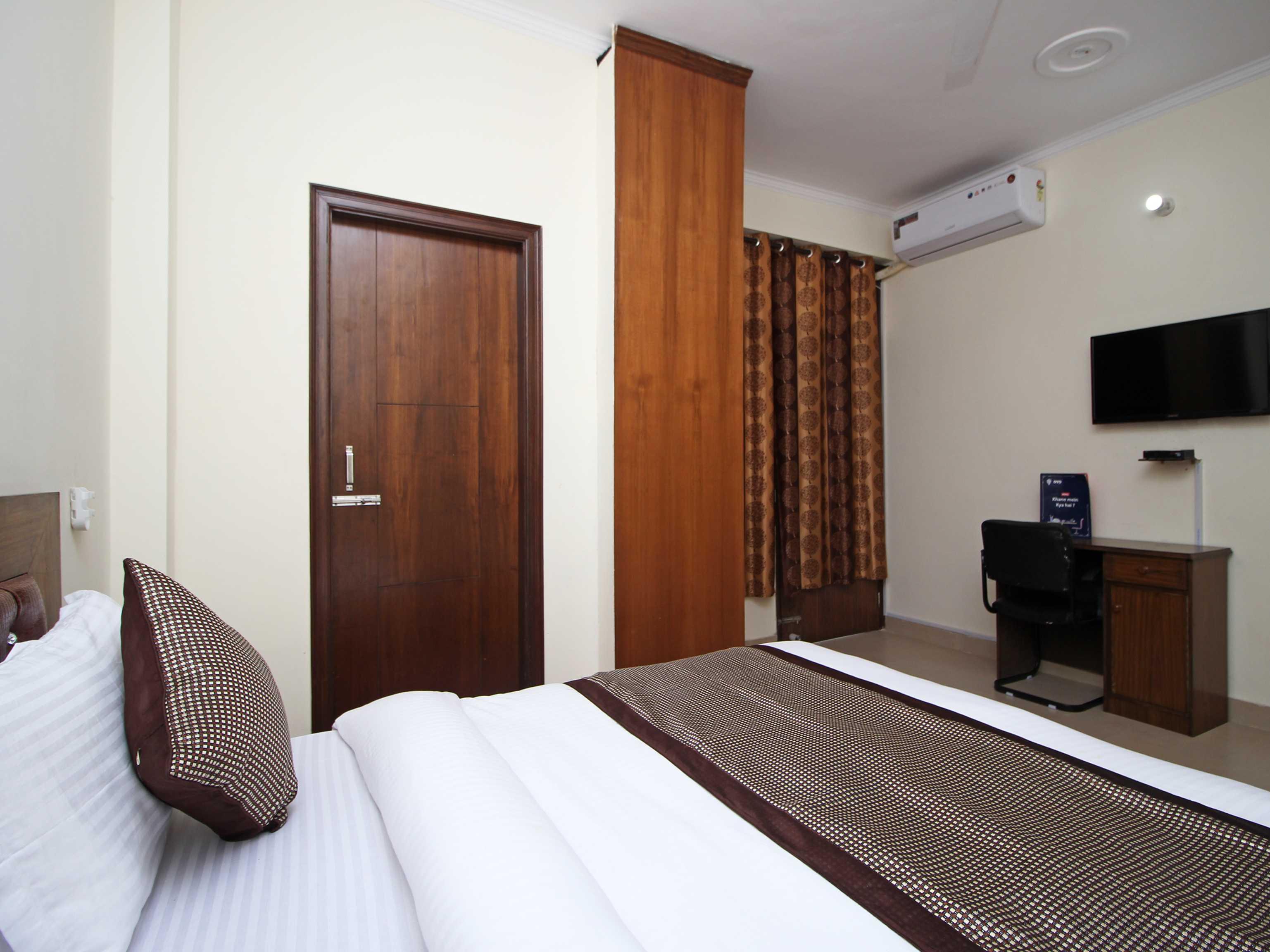 O Surya Palace 3*
