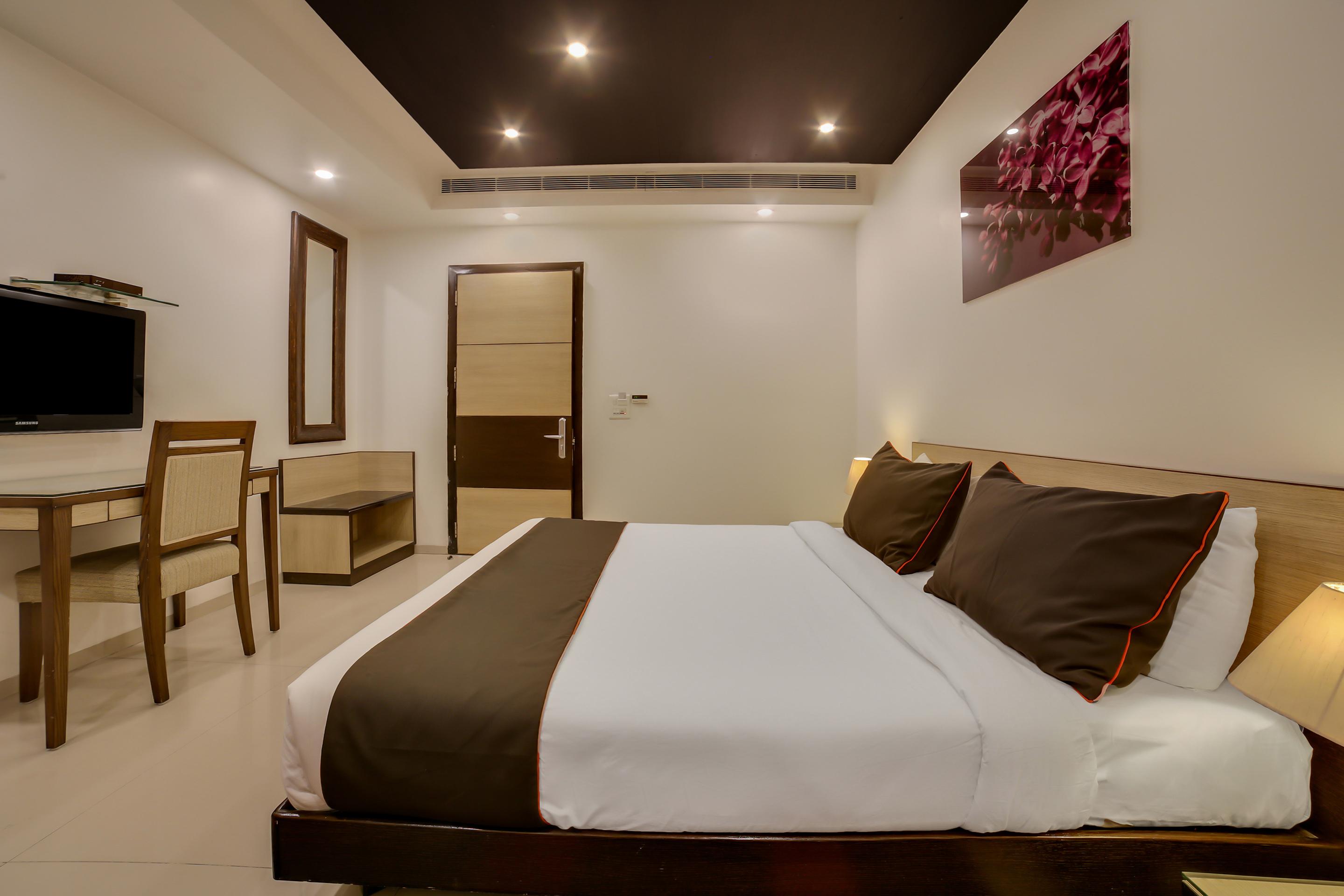 Hotel Townhouse Oak Safdarjung 3*