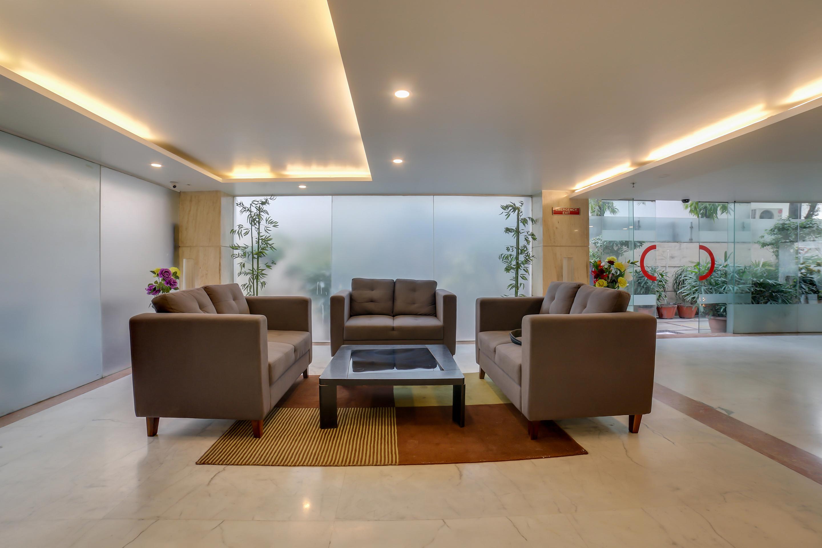 Townhouse Oak Safdarjung New Delhi