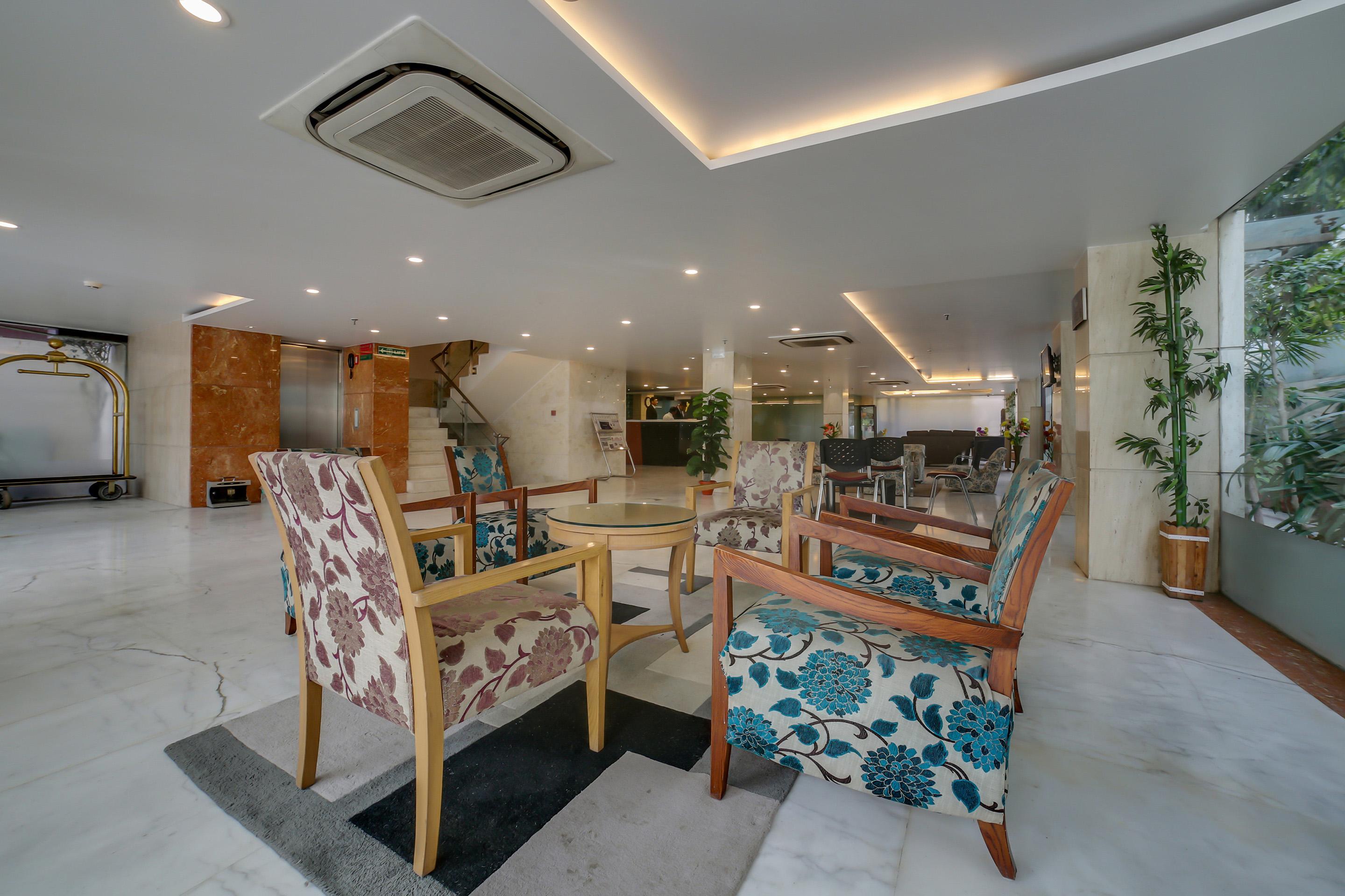 Townhouse Oak Safdarjung 3* New Delhi