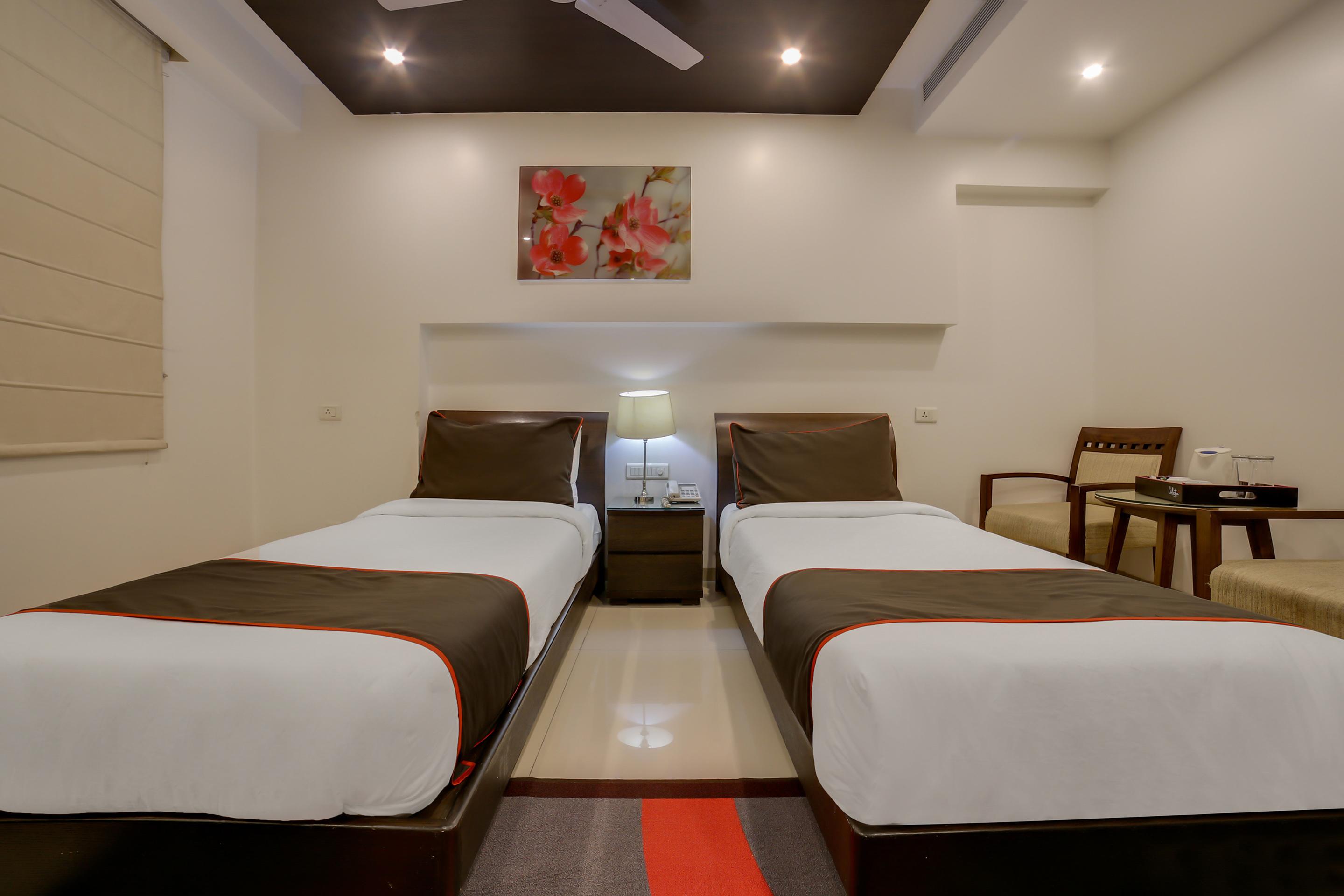Hotel Townhouse Oak Safdarjung 3*