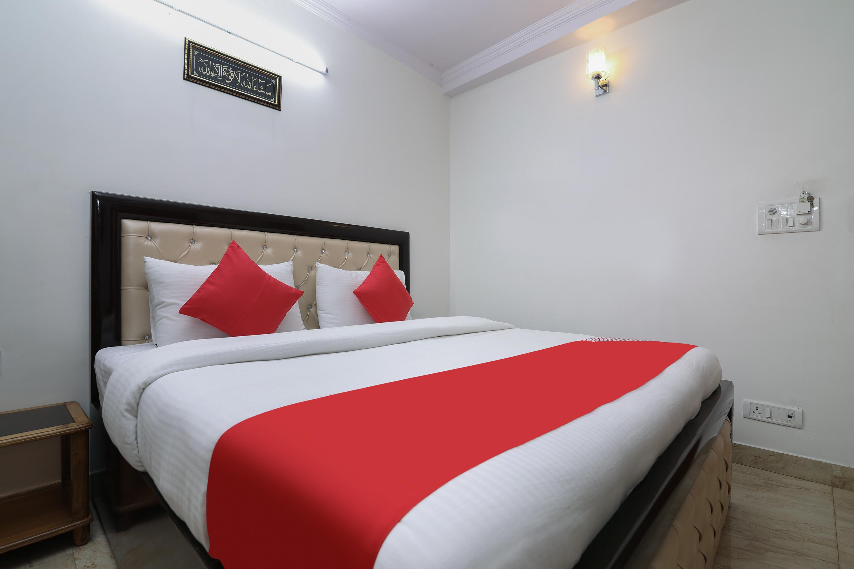 Hotel Street New Delhi