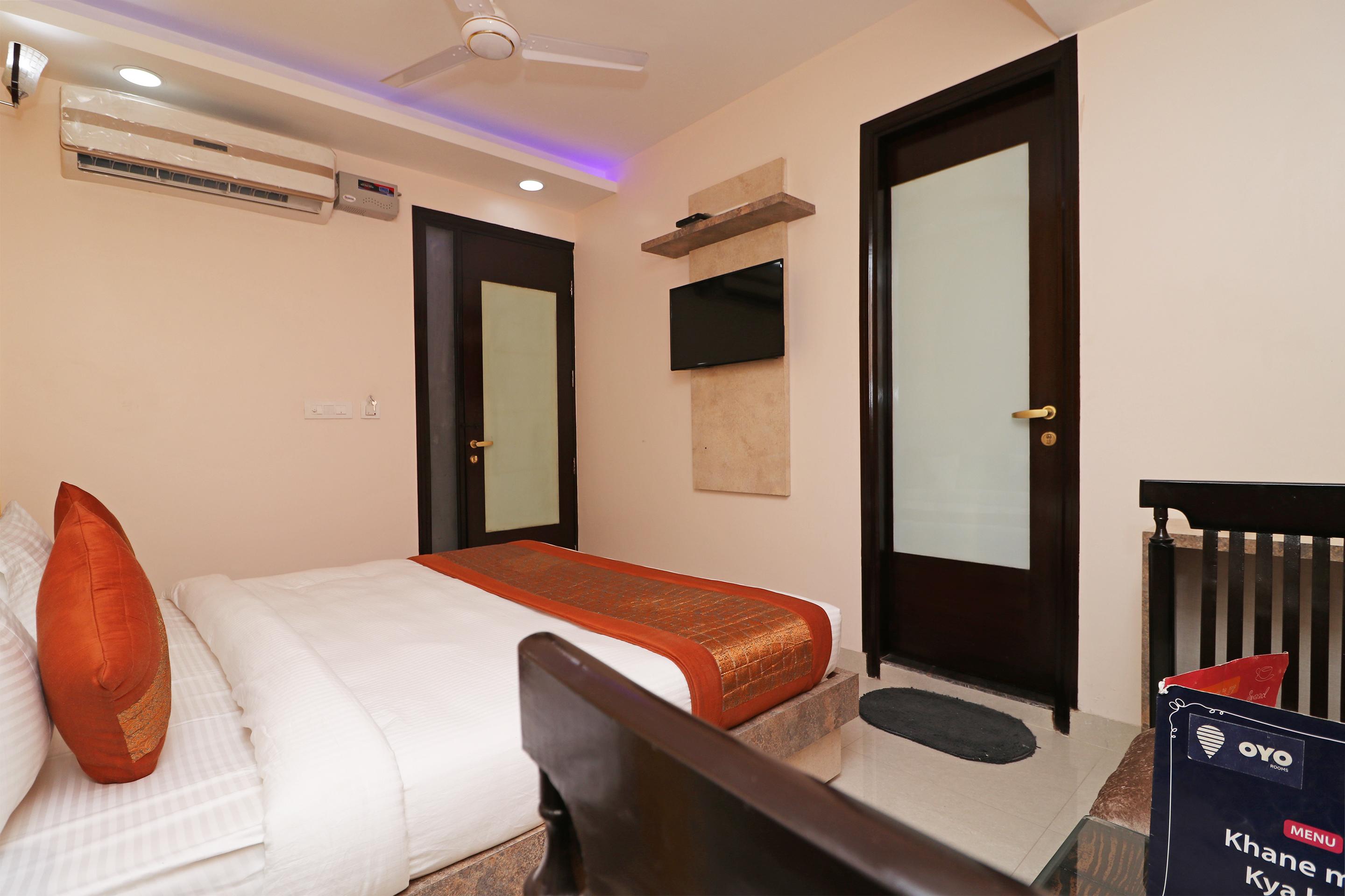 Oyo 12675 Star 3* New Delhi
