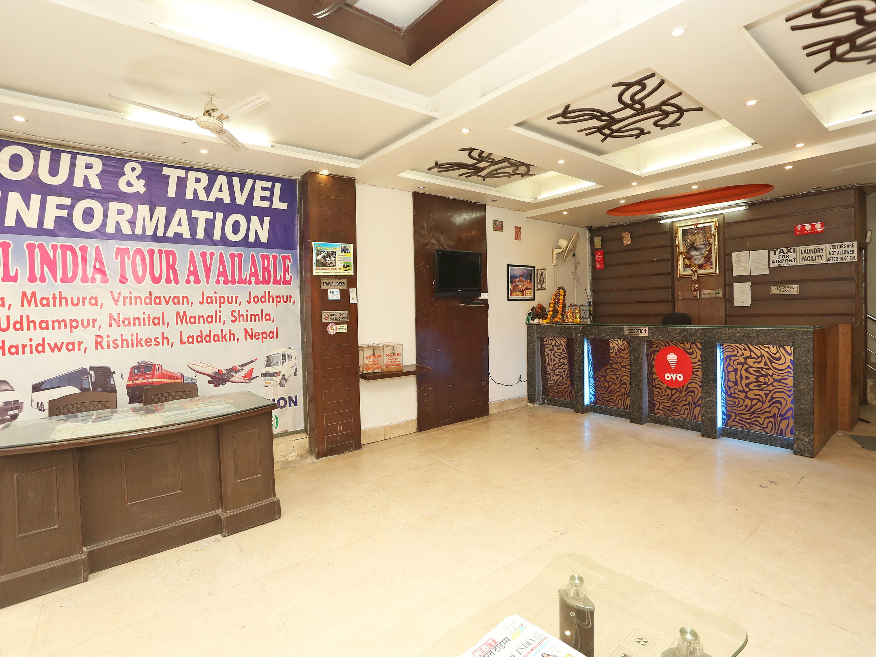 Hotel O Aura Palace Deluxe New Delhi