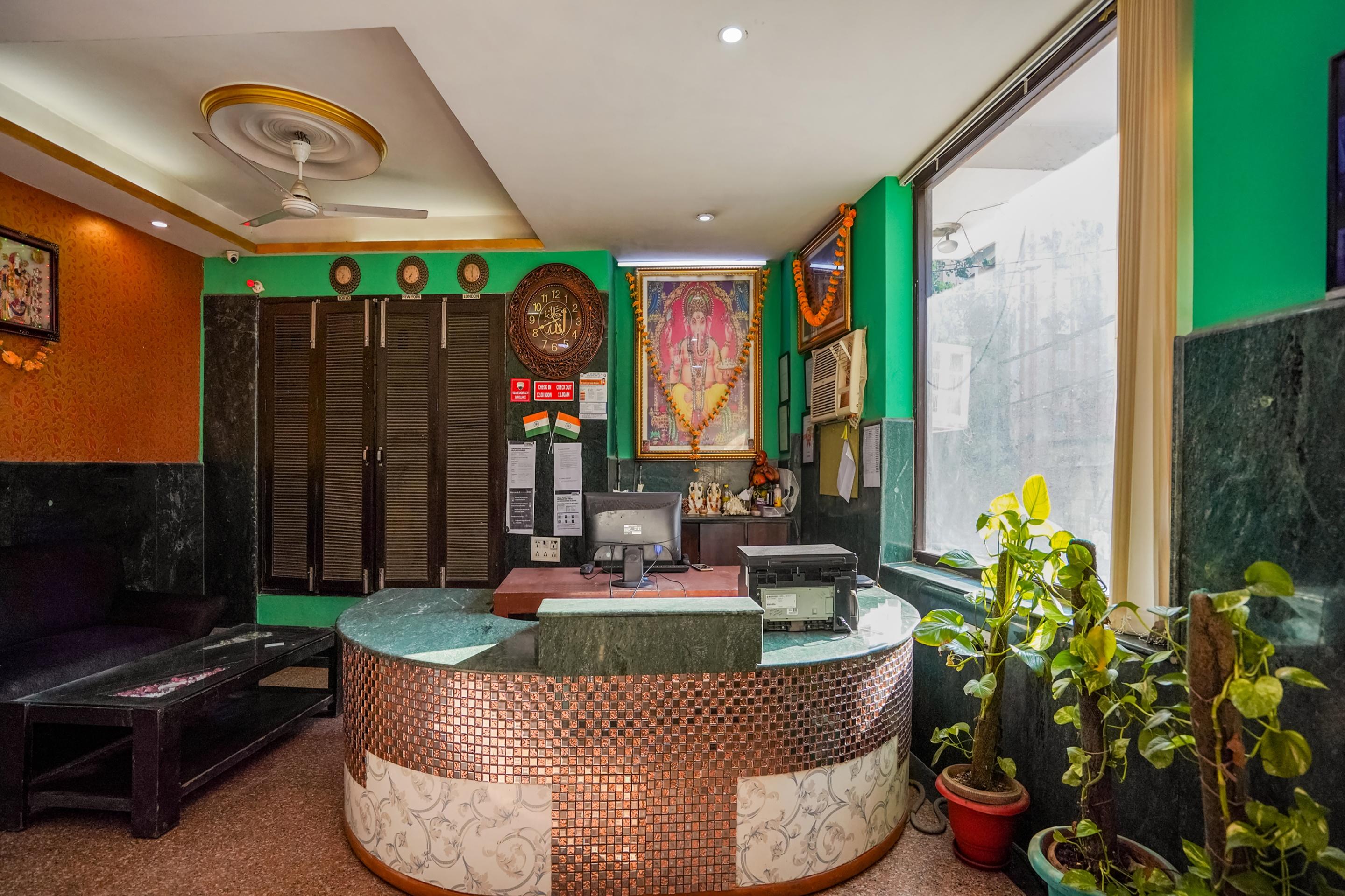 Jkm Hotel 3*