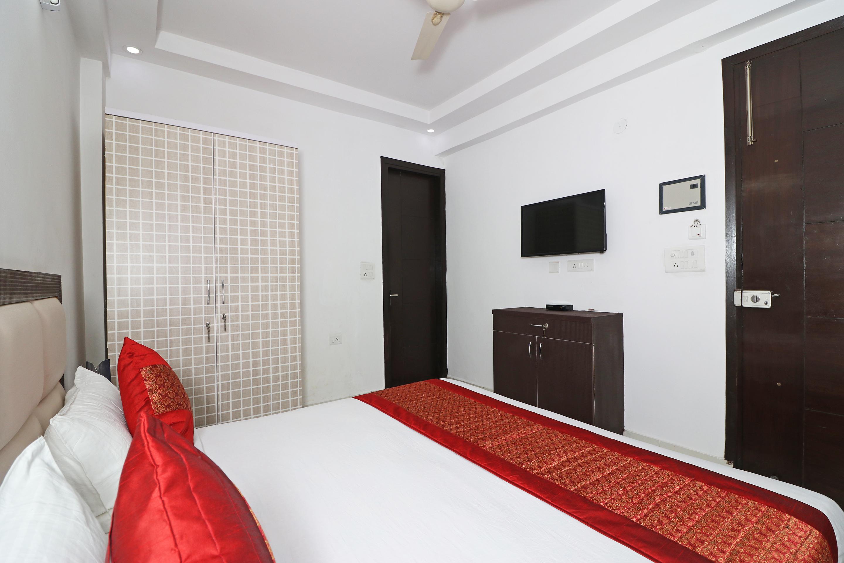 O Avalon Palace 3* New Delhi