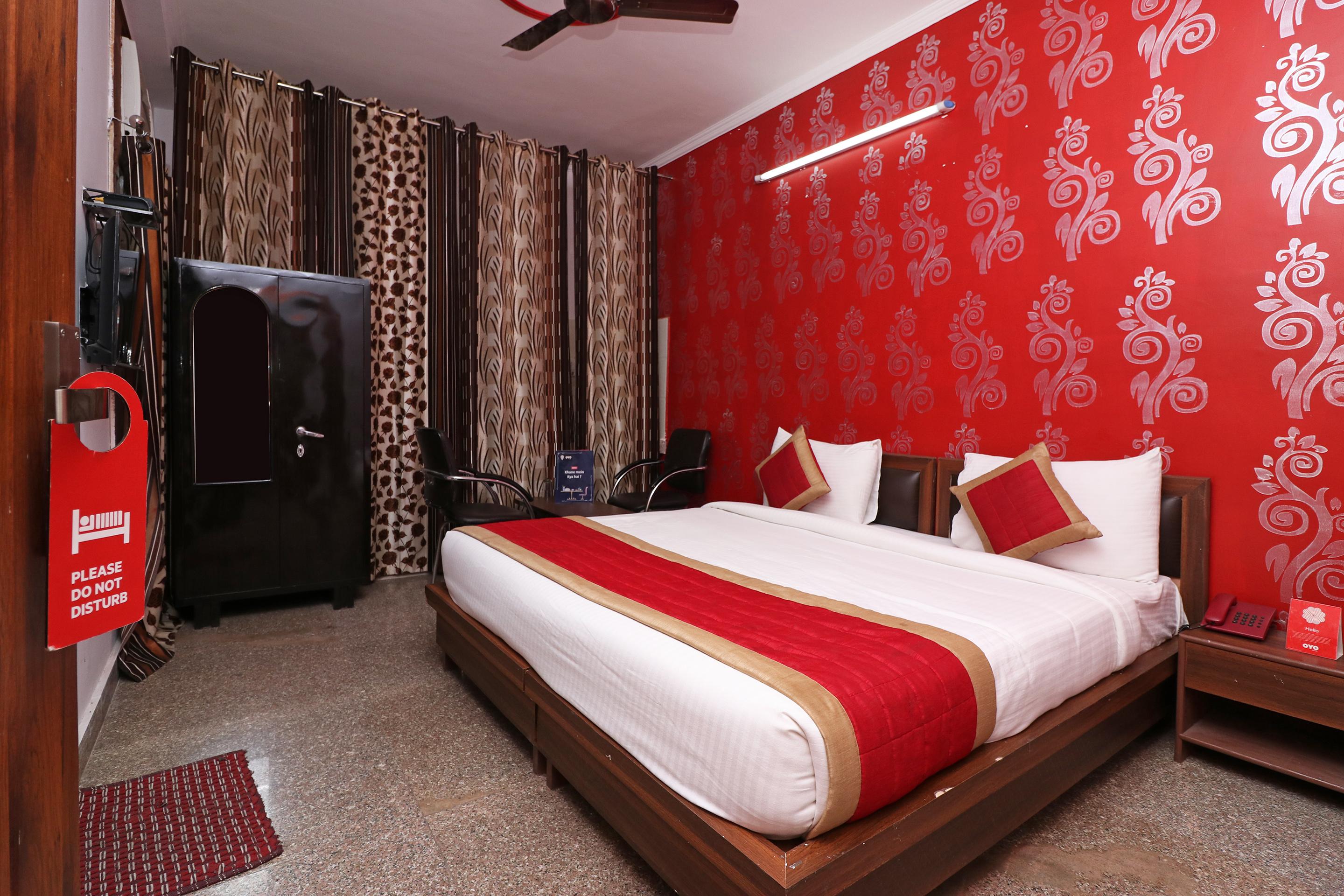 Hotel Oyo 13107 Westend Residency