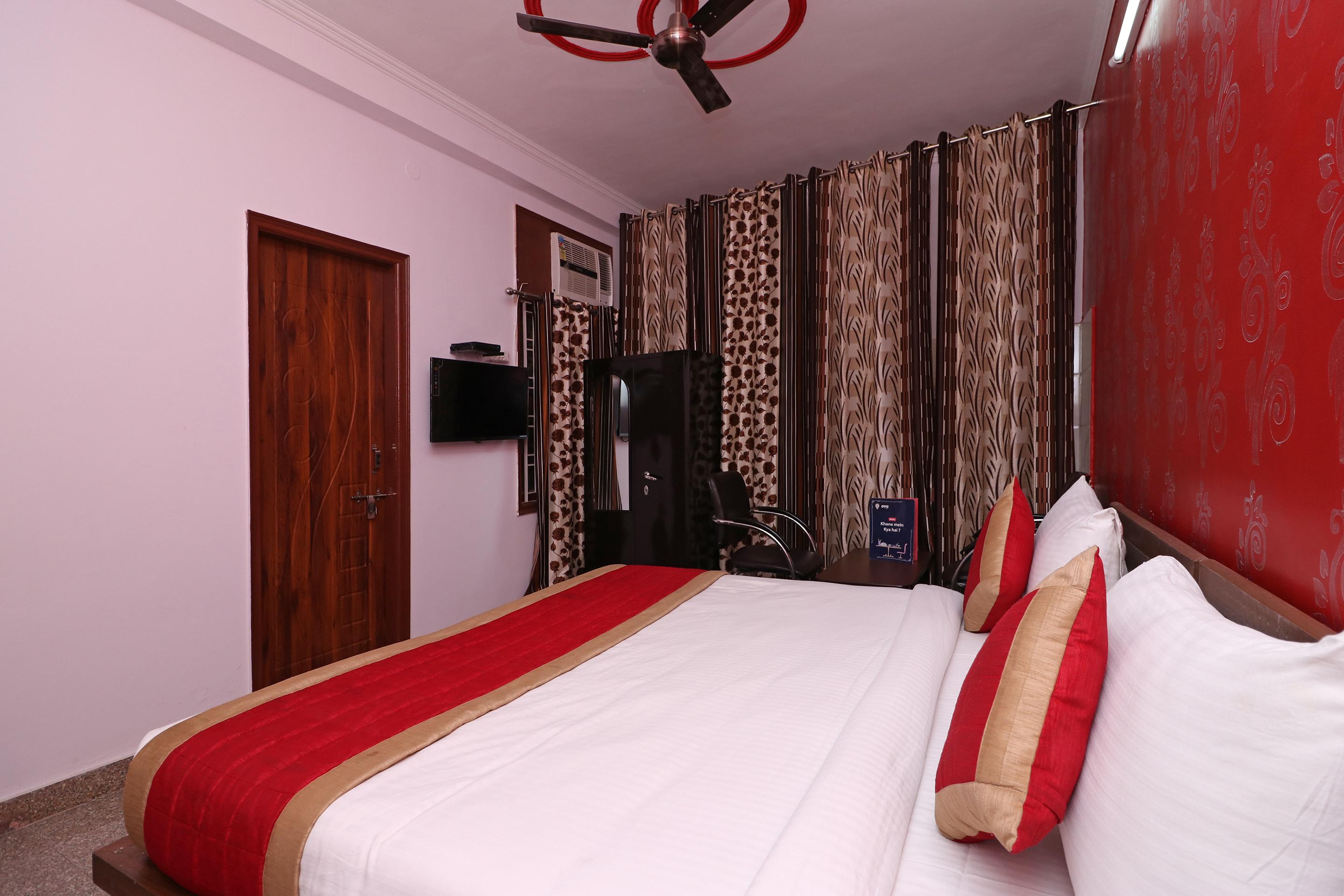 Hotel Oyo 13107 Westend Residency Nova Deli