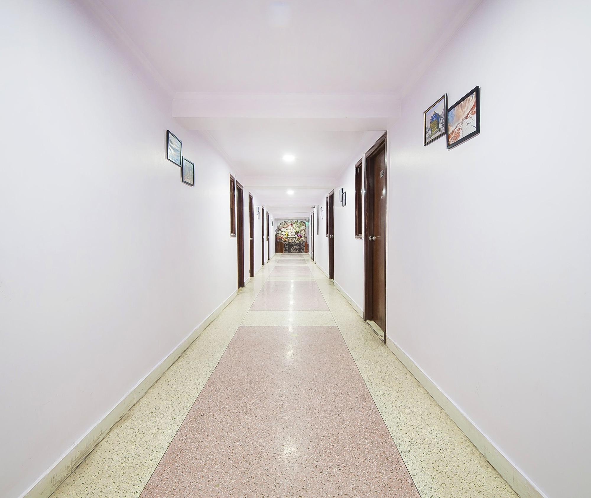 Oyo 15515 Landmark