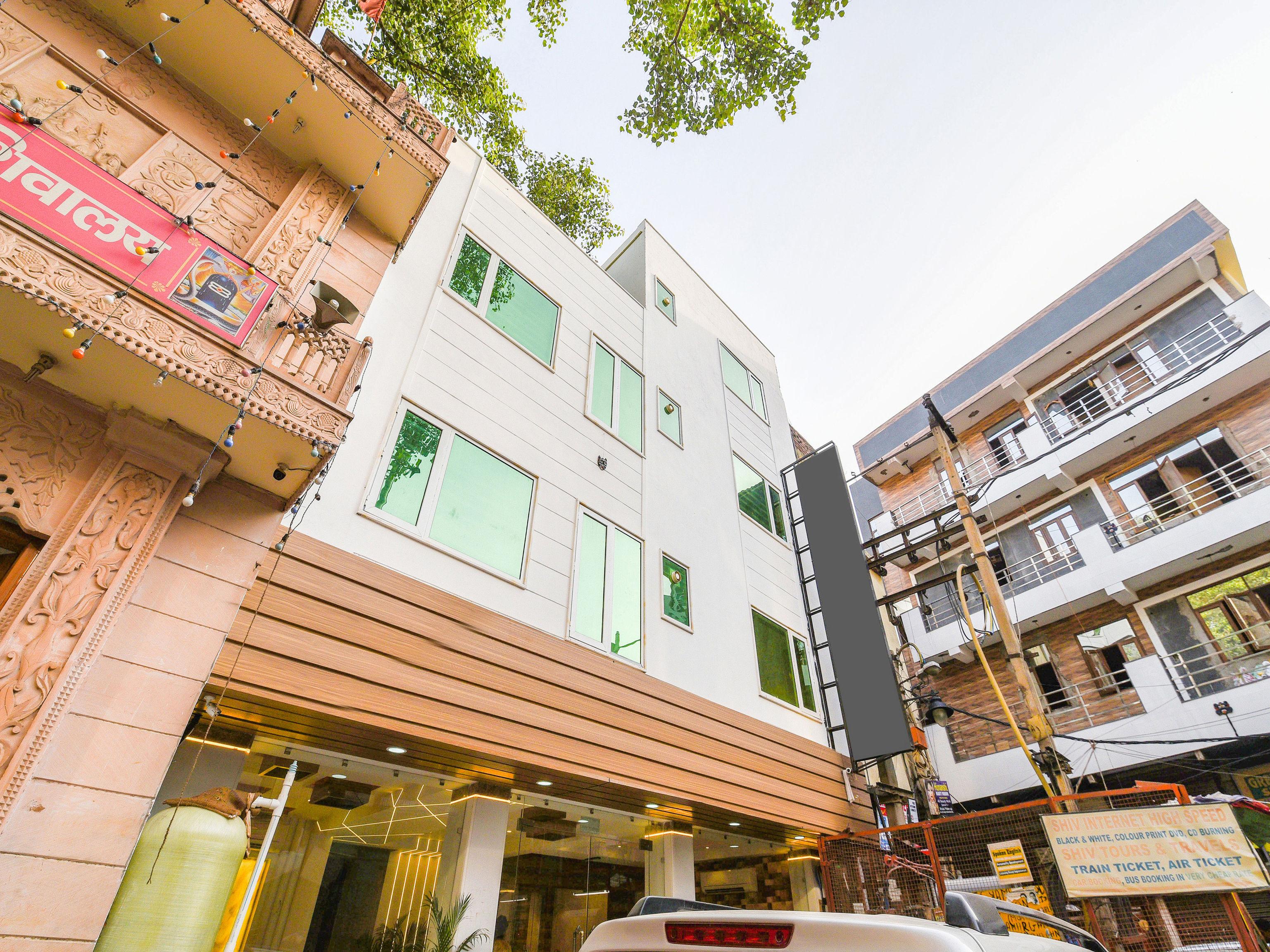 Hotel The Mohit - Railway Station - Paharganj New Delhi