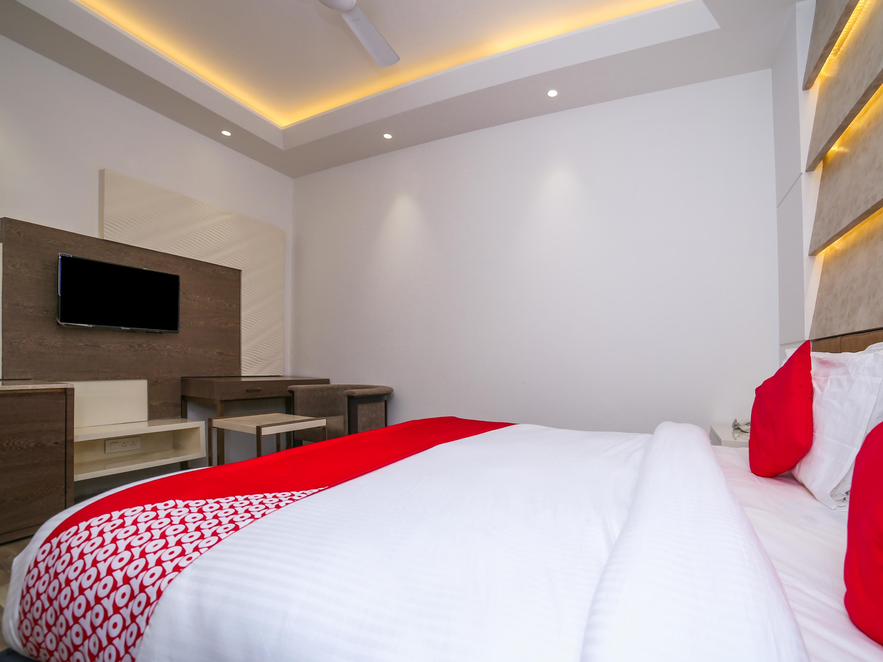 Townhouse Oak Dev Palace 4*