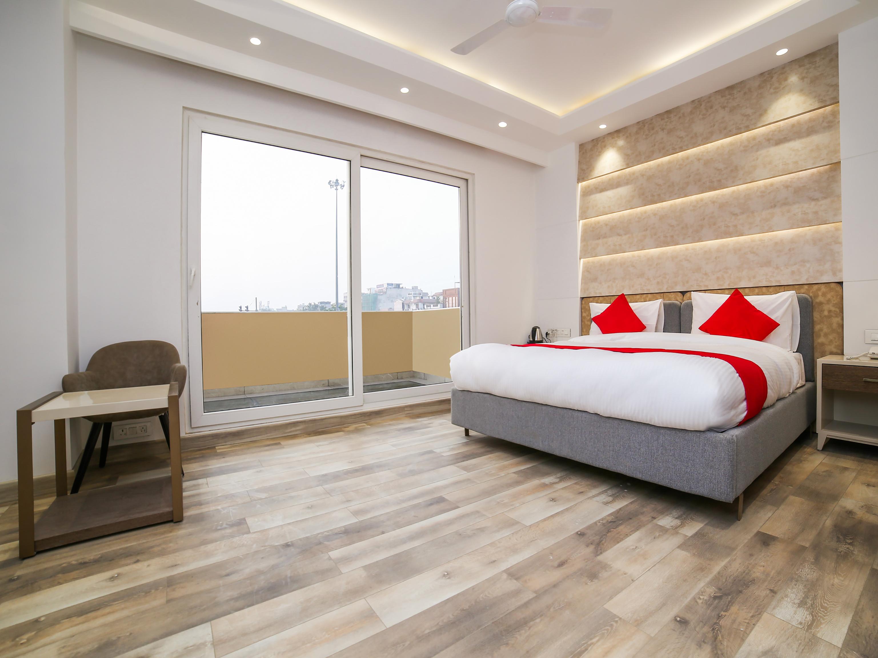 Townhouse Oak Dev Palace 4*
