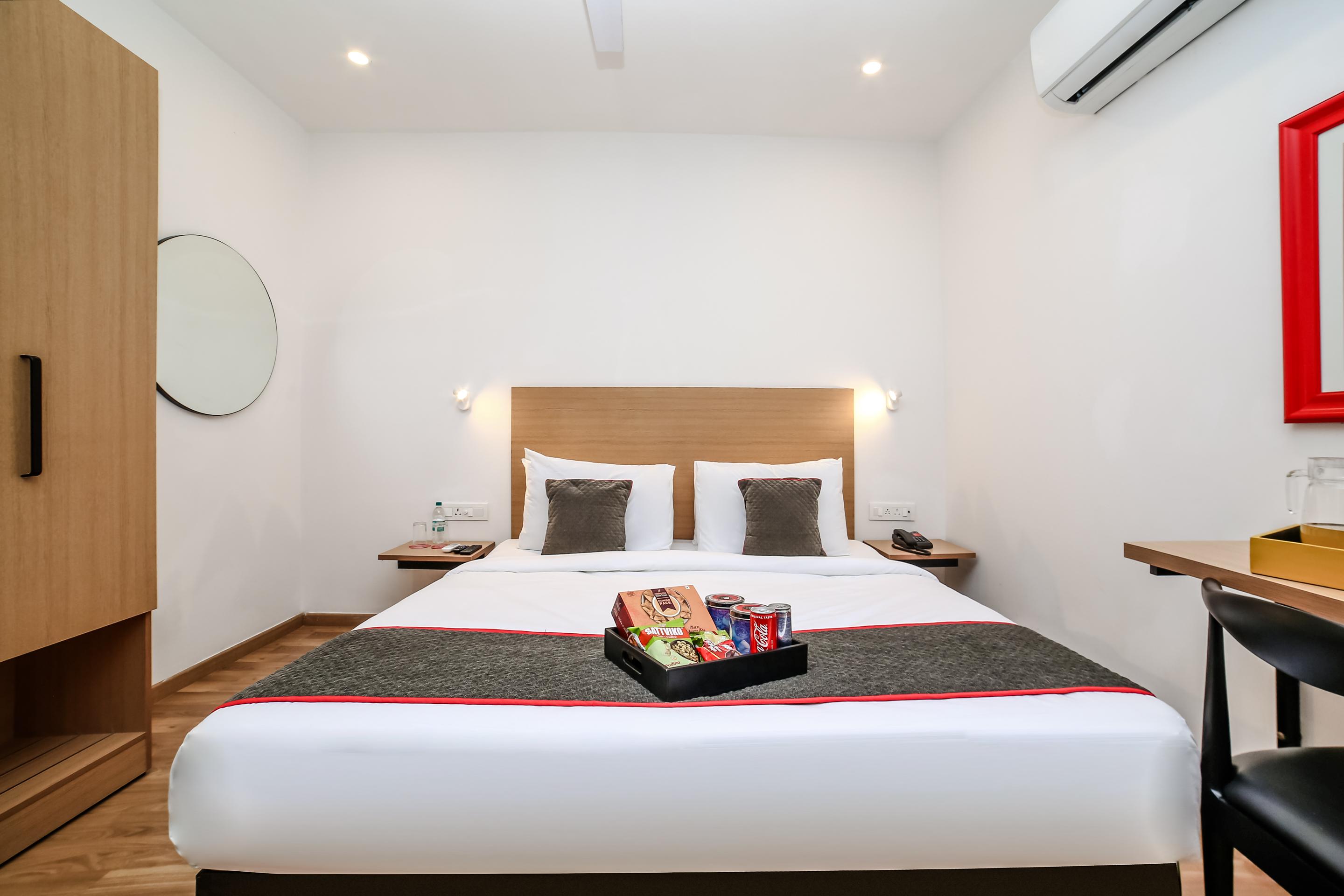Oyo Townhouse 80 Meera Bagh 3*