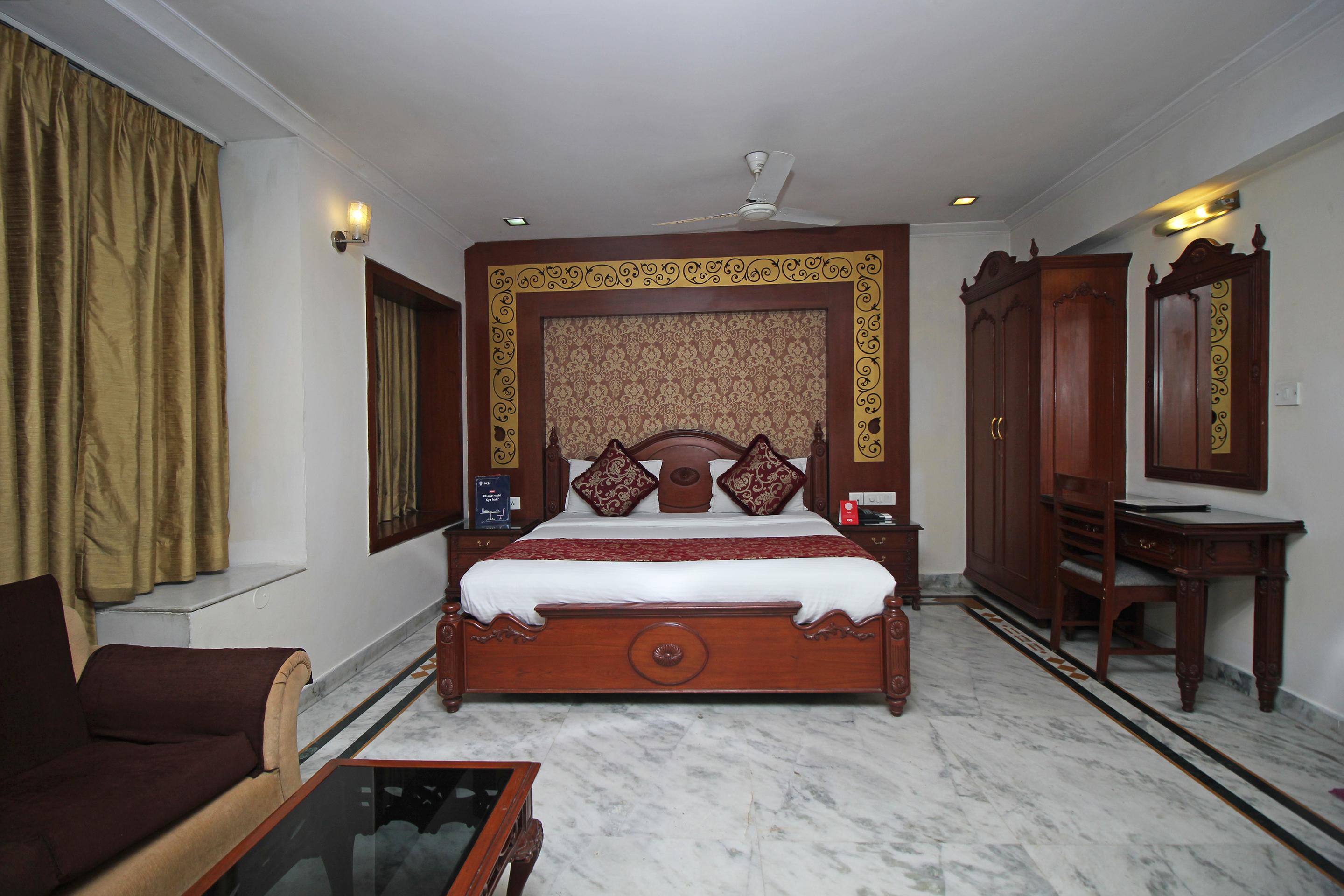 Hotel Oyo 5915 Swagath 3*