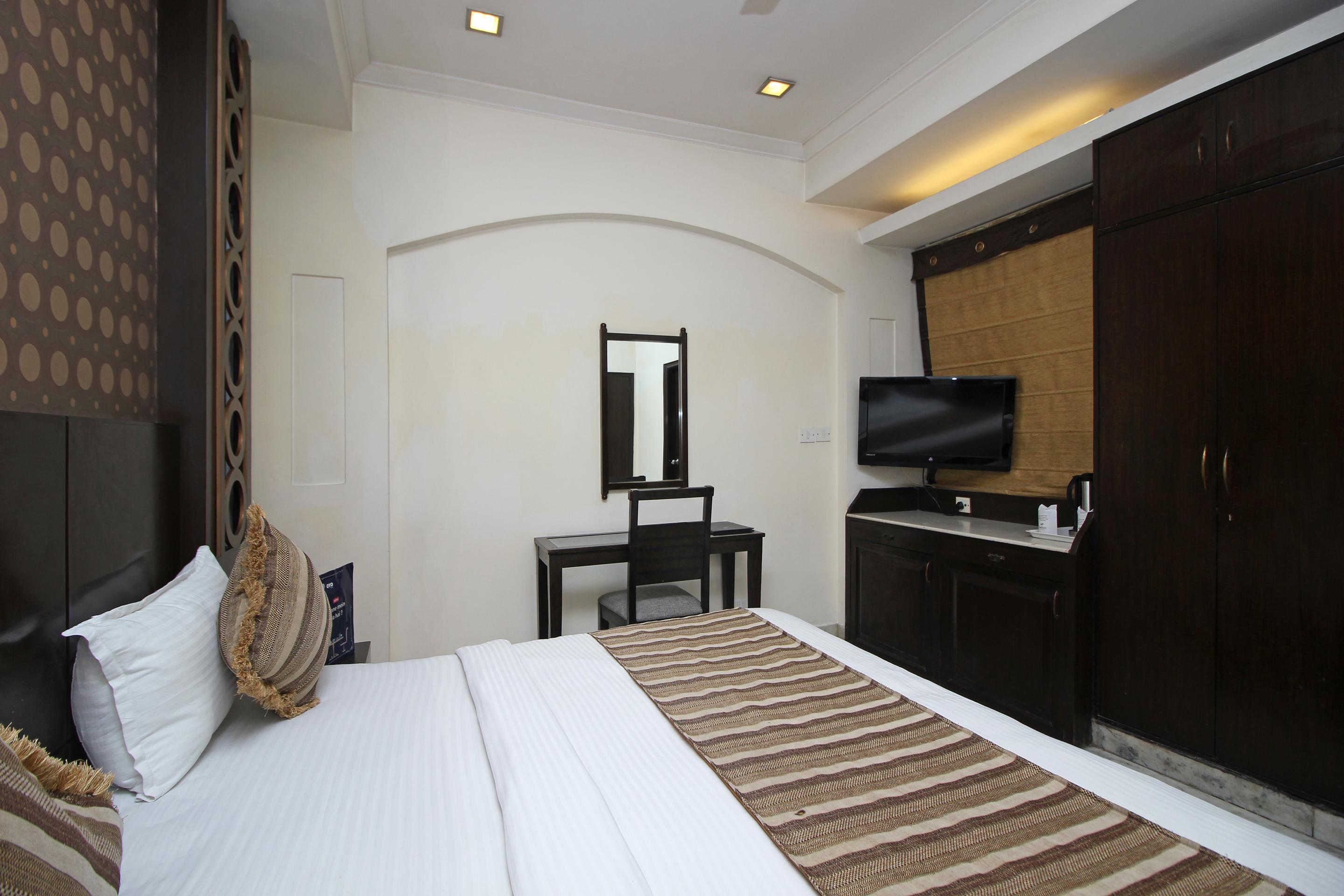 Oyo 5915 Swagath 3* New Delhi