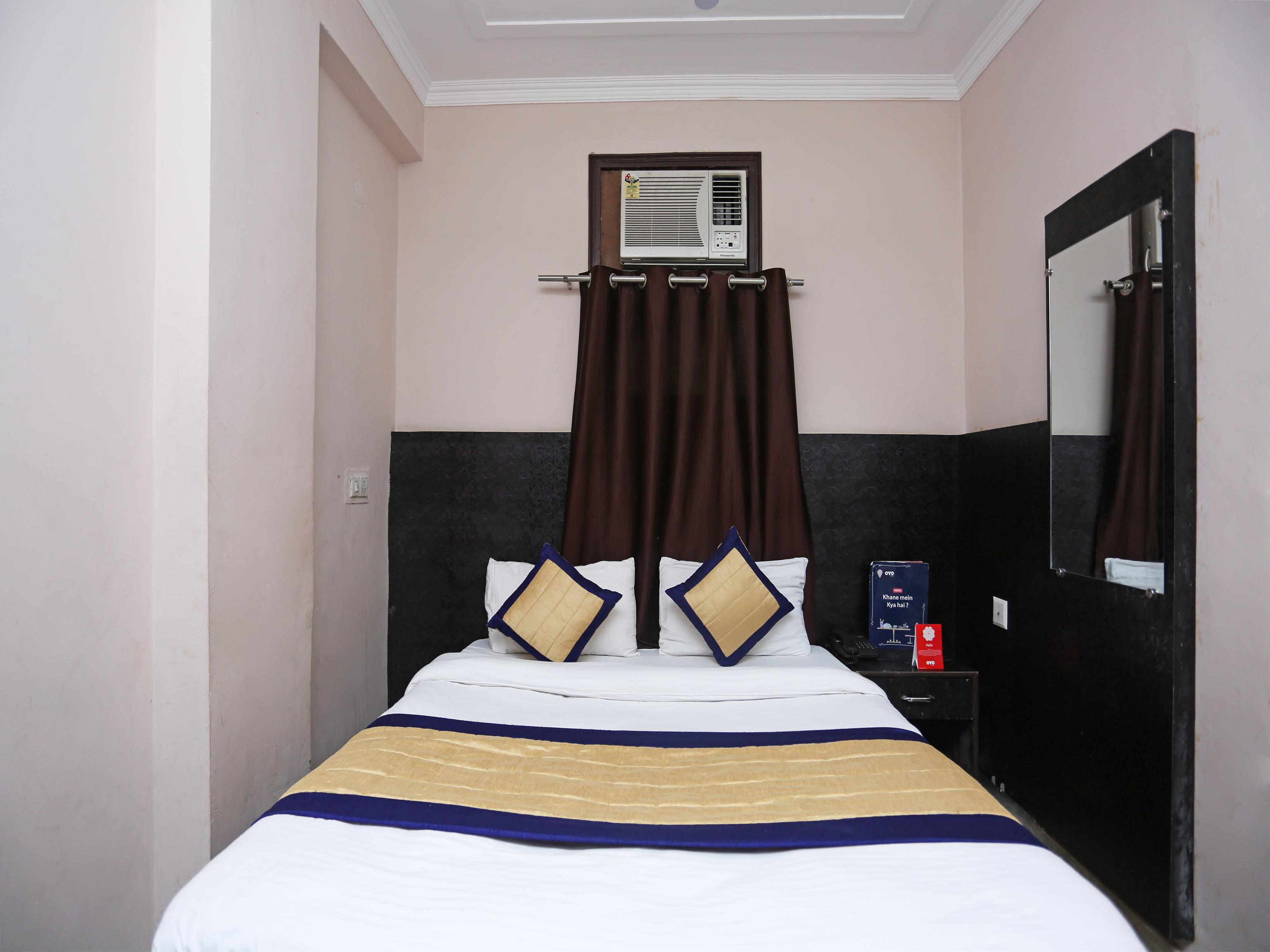Oyo 11972 Nirvana Residency Hotel New Delhi